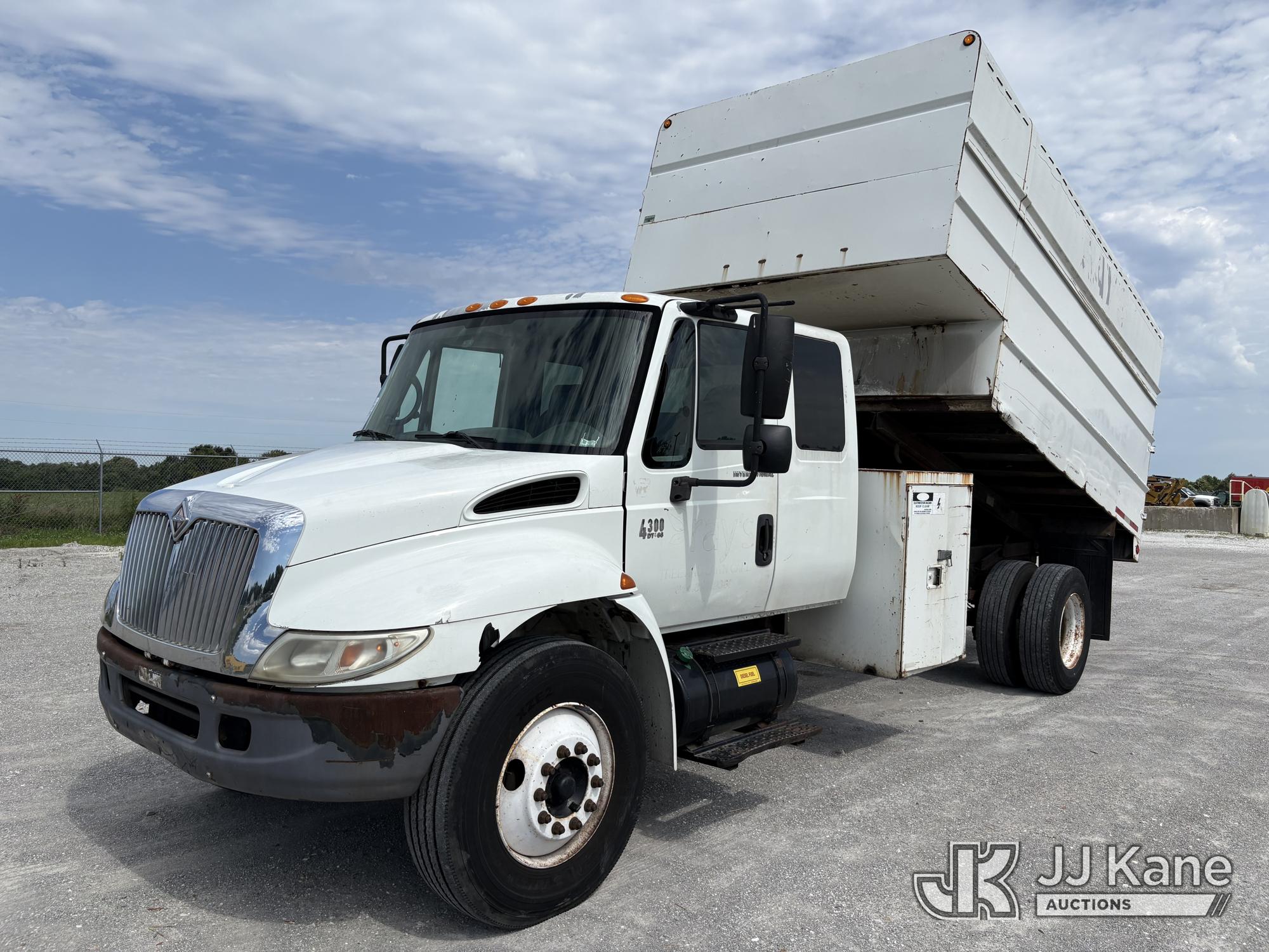 Photo of a 2003 International 4300