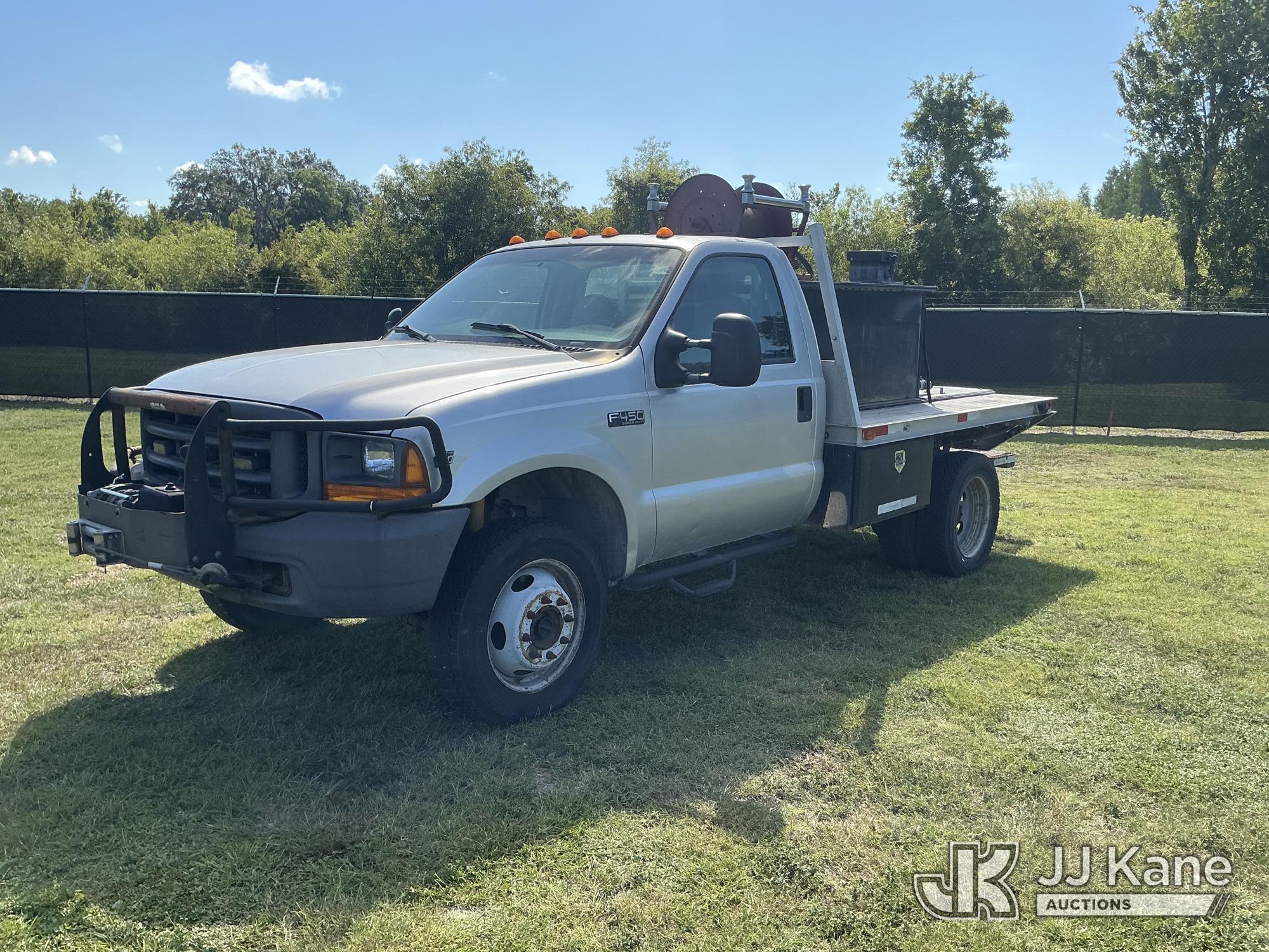 Photo of a 2000 Ford F-450
