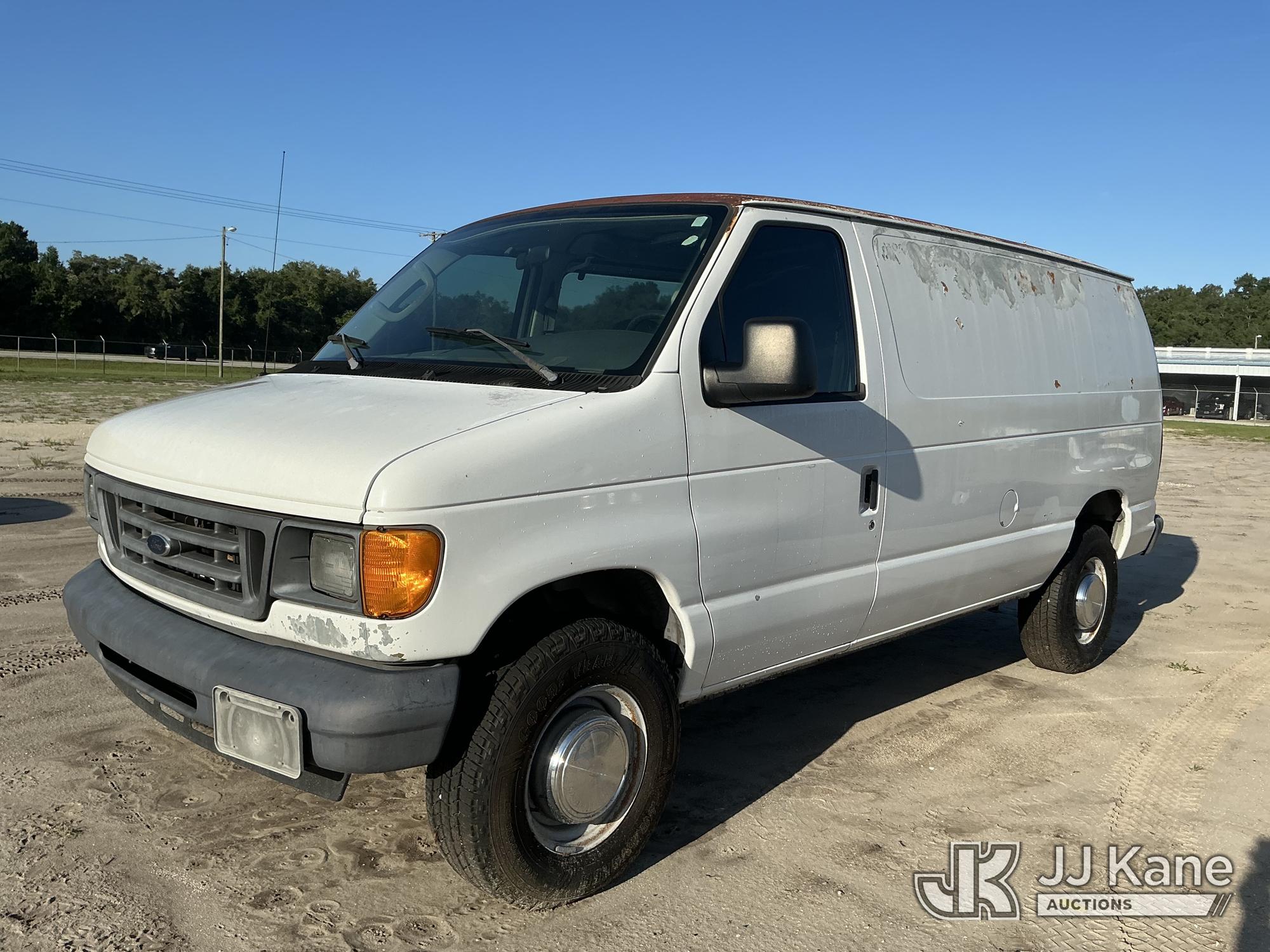 Photo of a 2006 Ford E250