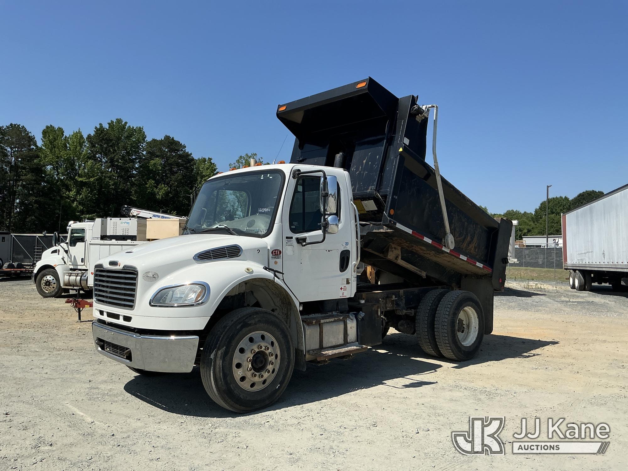 Photo of a 2016 Freightliner M2 106