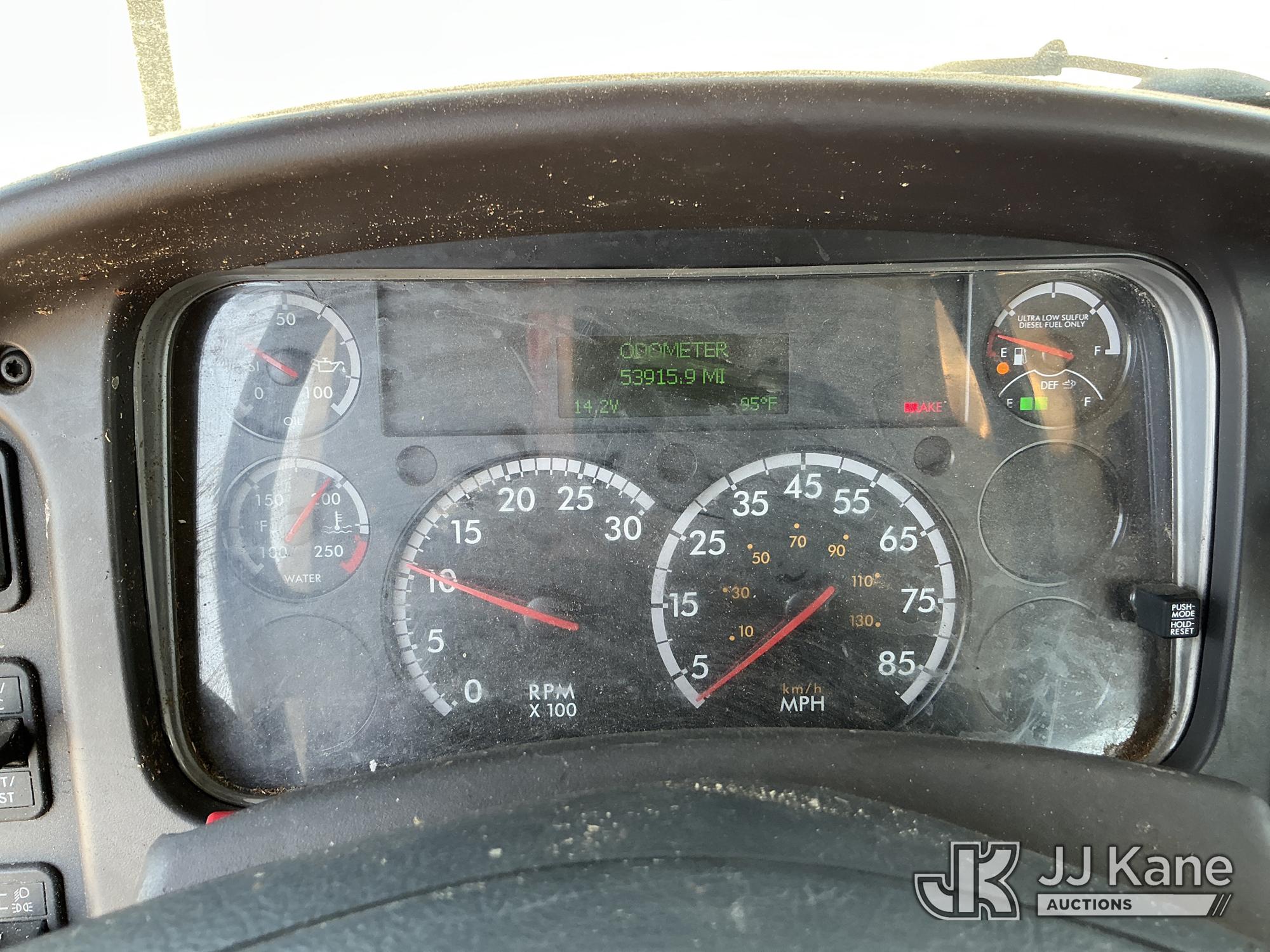 2020 Freightliner M2
