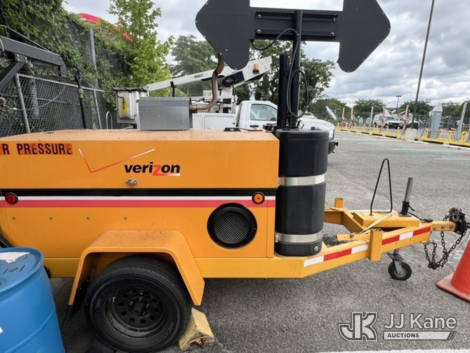 2004 Team Fenex F121NG Underground Manhole System