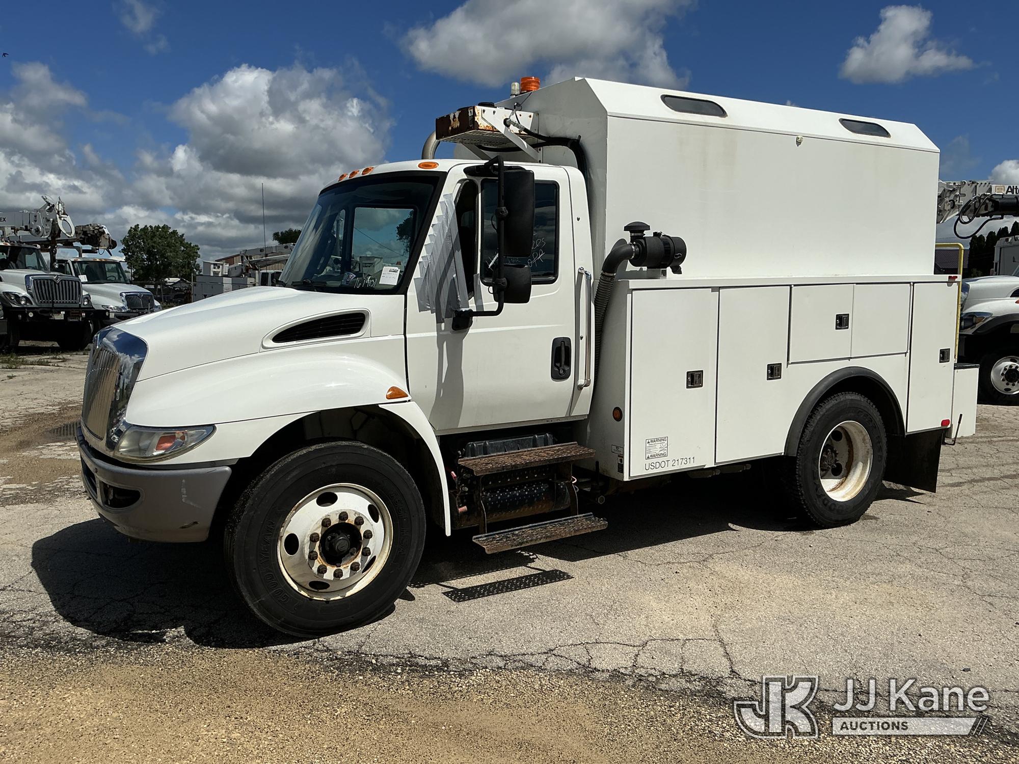 Photo of a 2016 International 4300