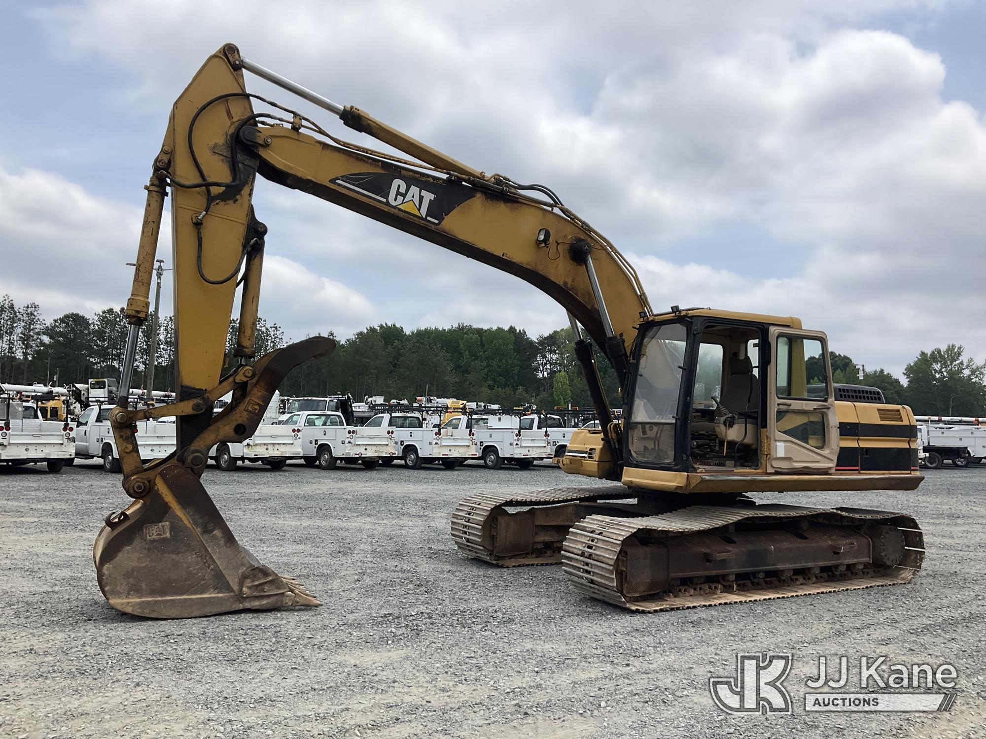Photo of a 1997 Caterpillar 320BL