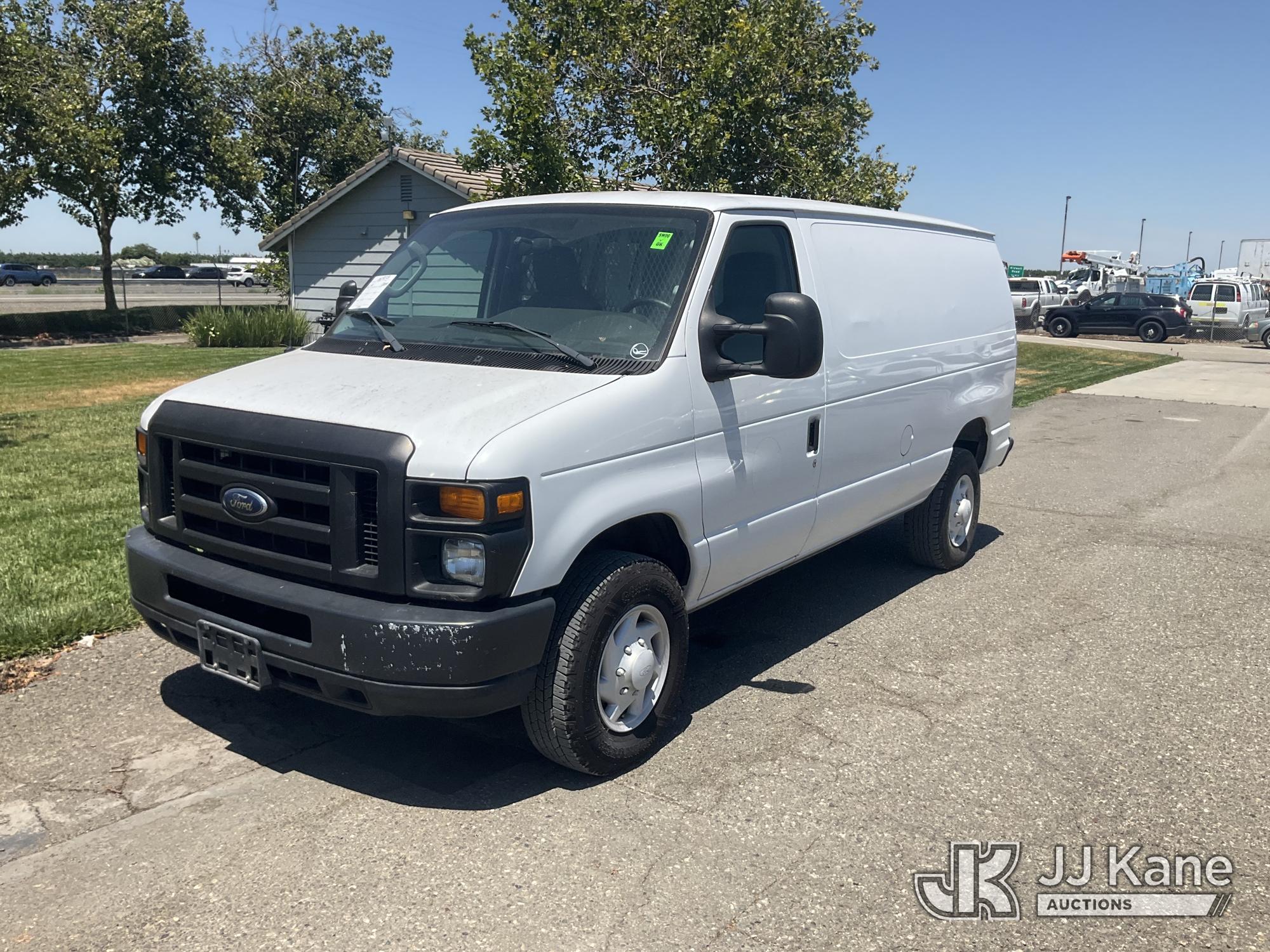 Photo of a 2009 Ford Econoline