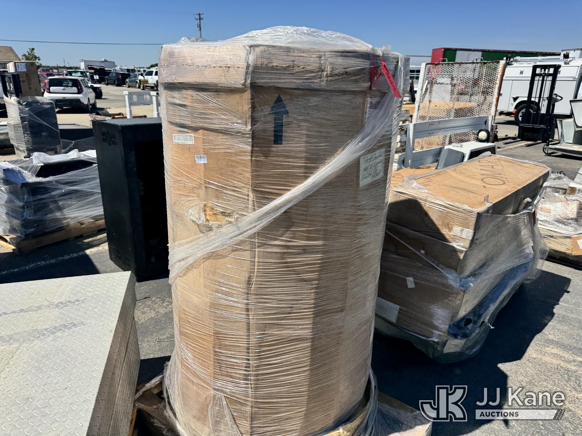 Sweeper Brush (Appears New) NOTE: This unit is being sold AS IS/WHERE IS via Timed Auction and is located in Dixon
