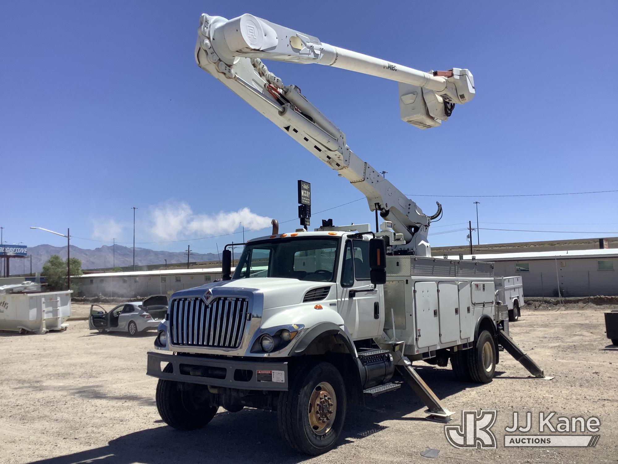 Photo of a 2010 International 7400