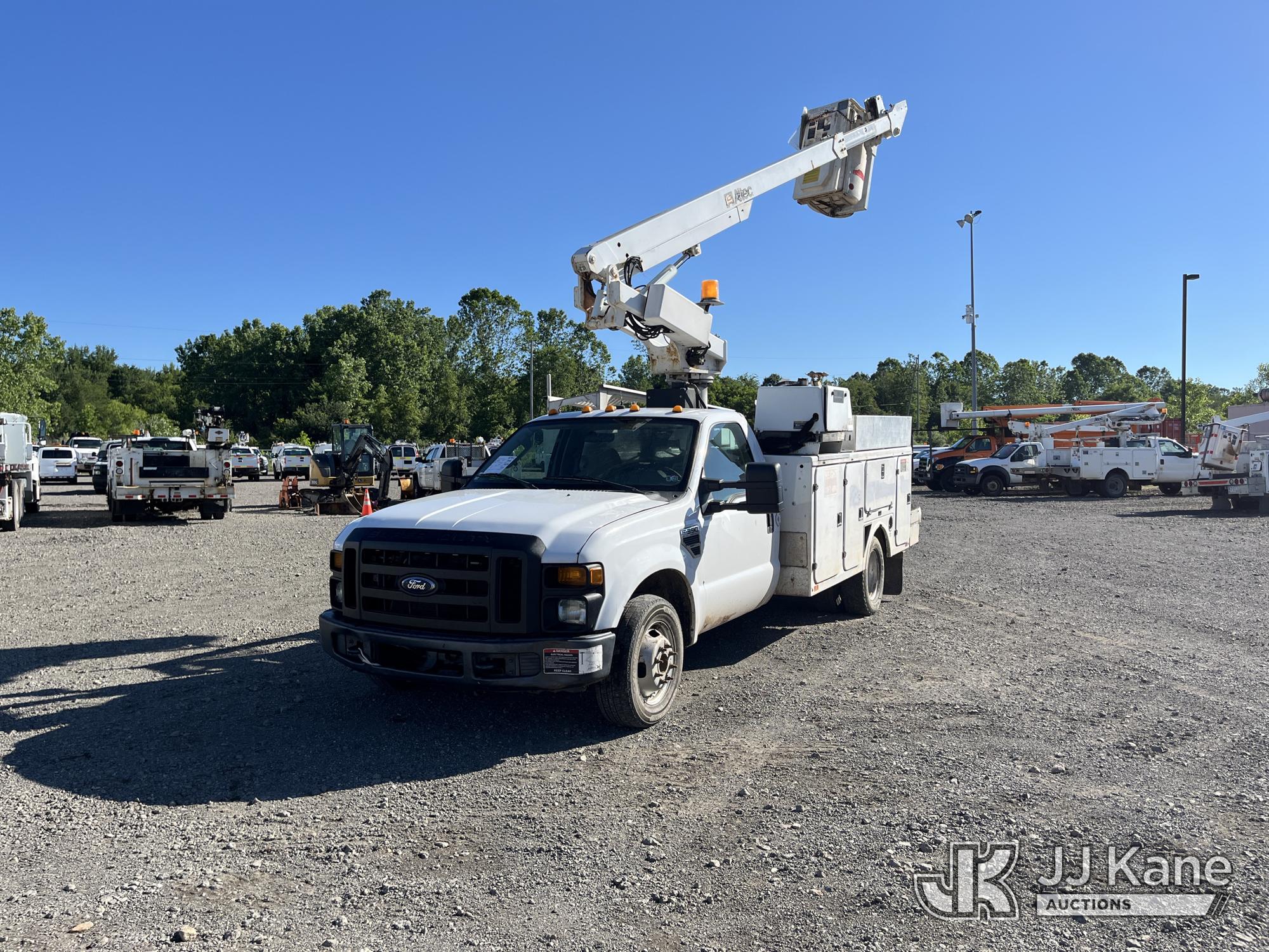 Photo of a 2008 Ford F-350 SD