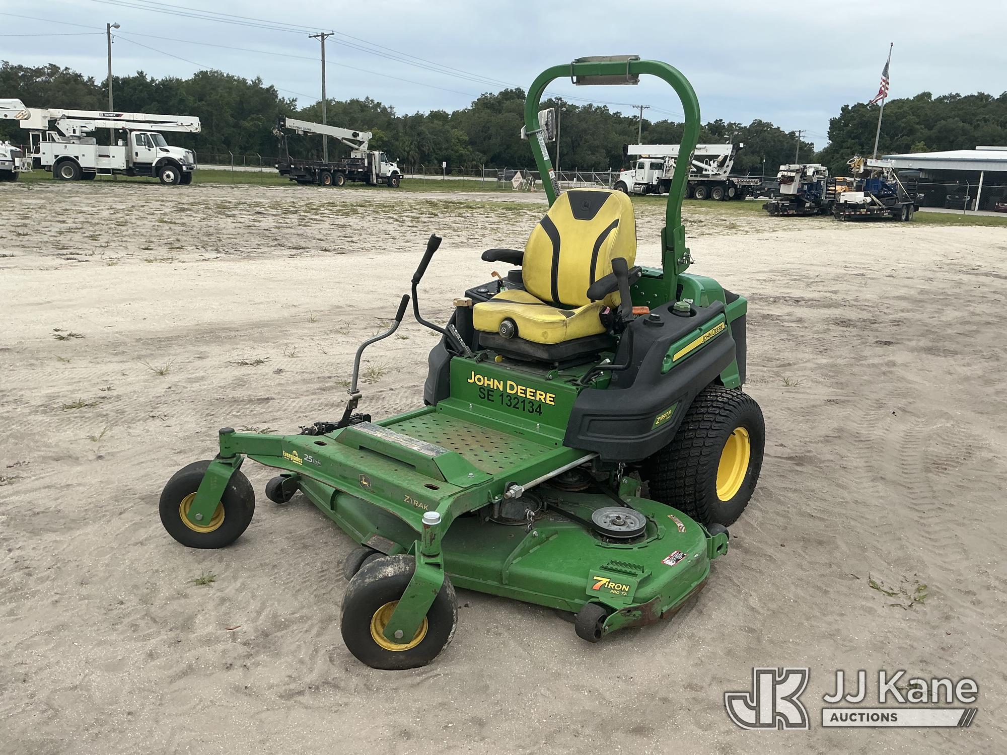 Photo of a  John Deere Z997R