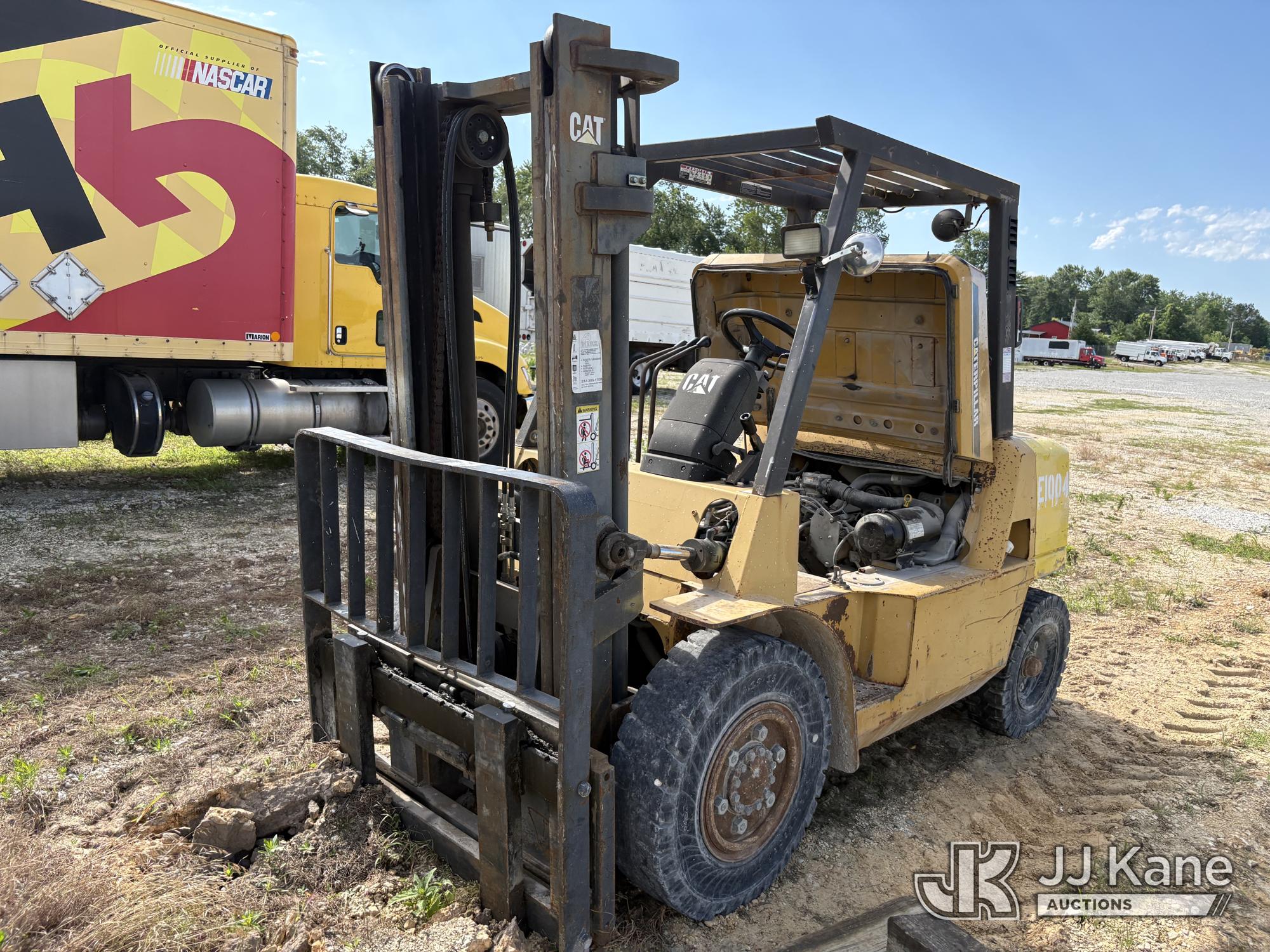 Photo of a 2010 Caterpillar GP40K