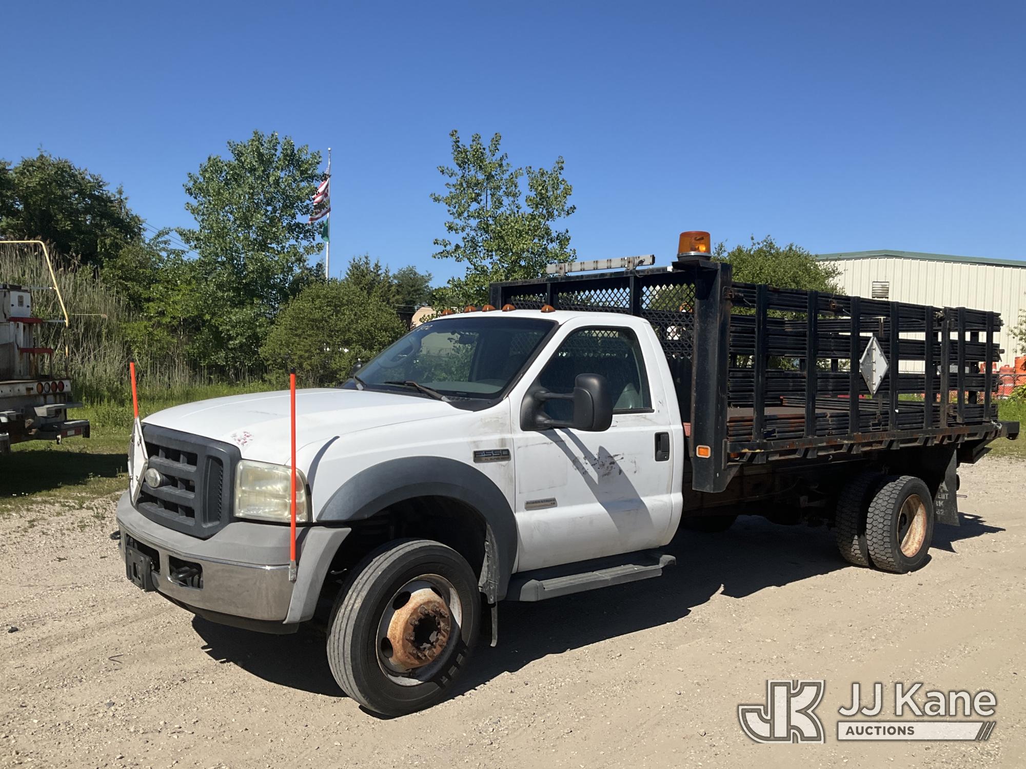 Photo of a 2006 Ford F550 2WD