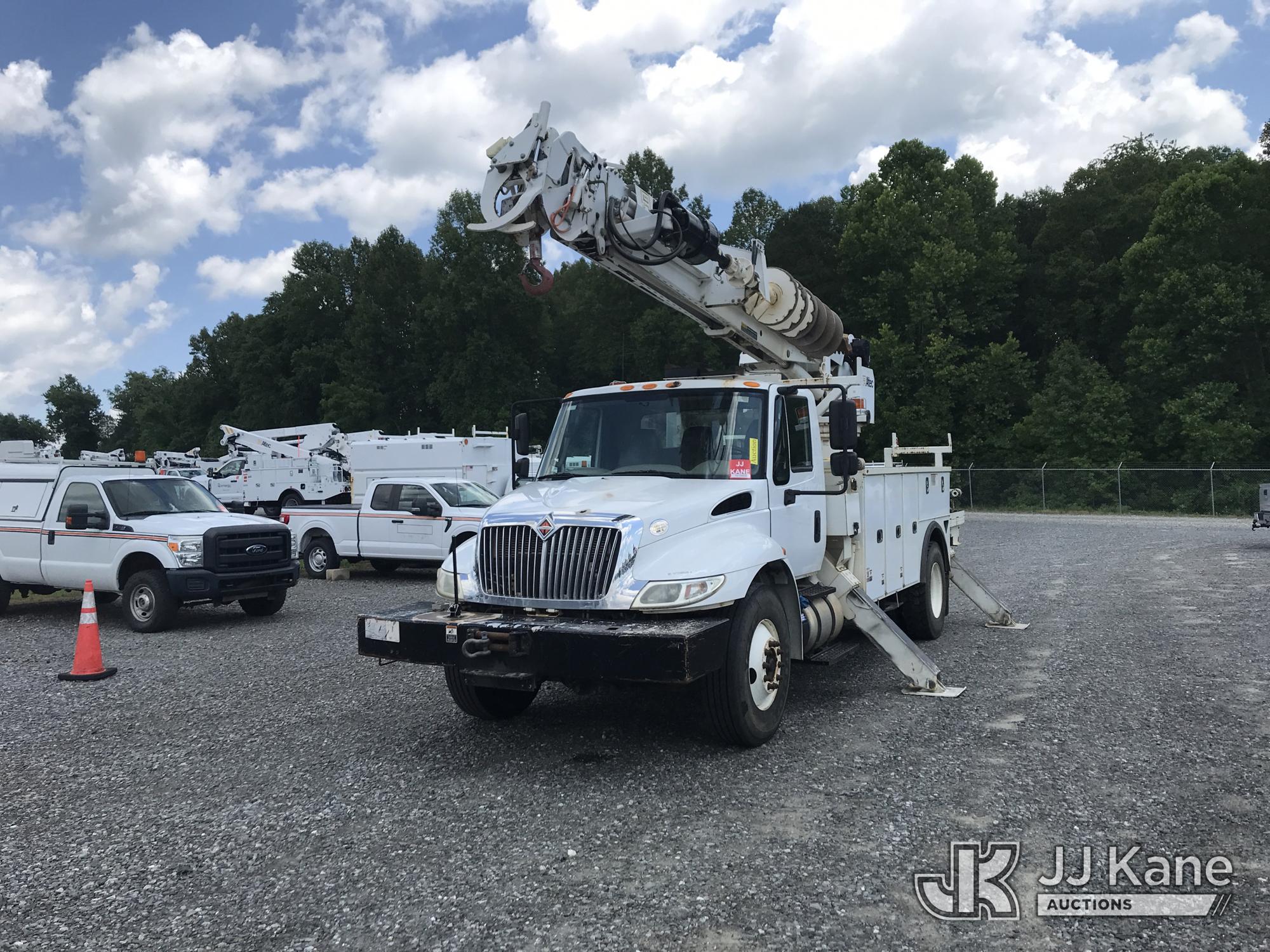 Photo of a 2017 International DuraStar 4300