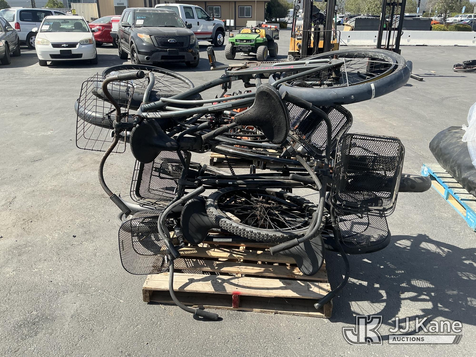 (1 Pallet) Bicycles (Used) NOTE: This unit is being sold AS IS/WHERE IS via Timed Auction and is located in Jurupa Valley