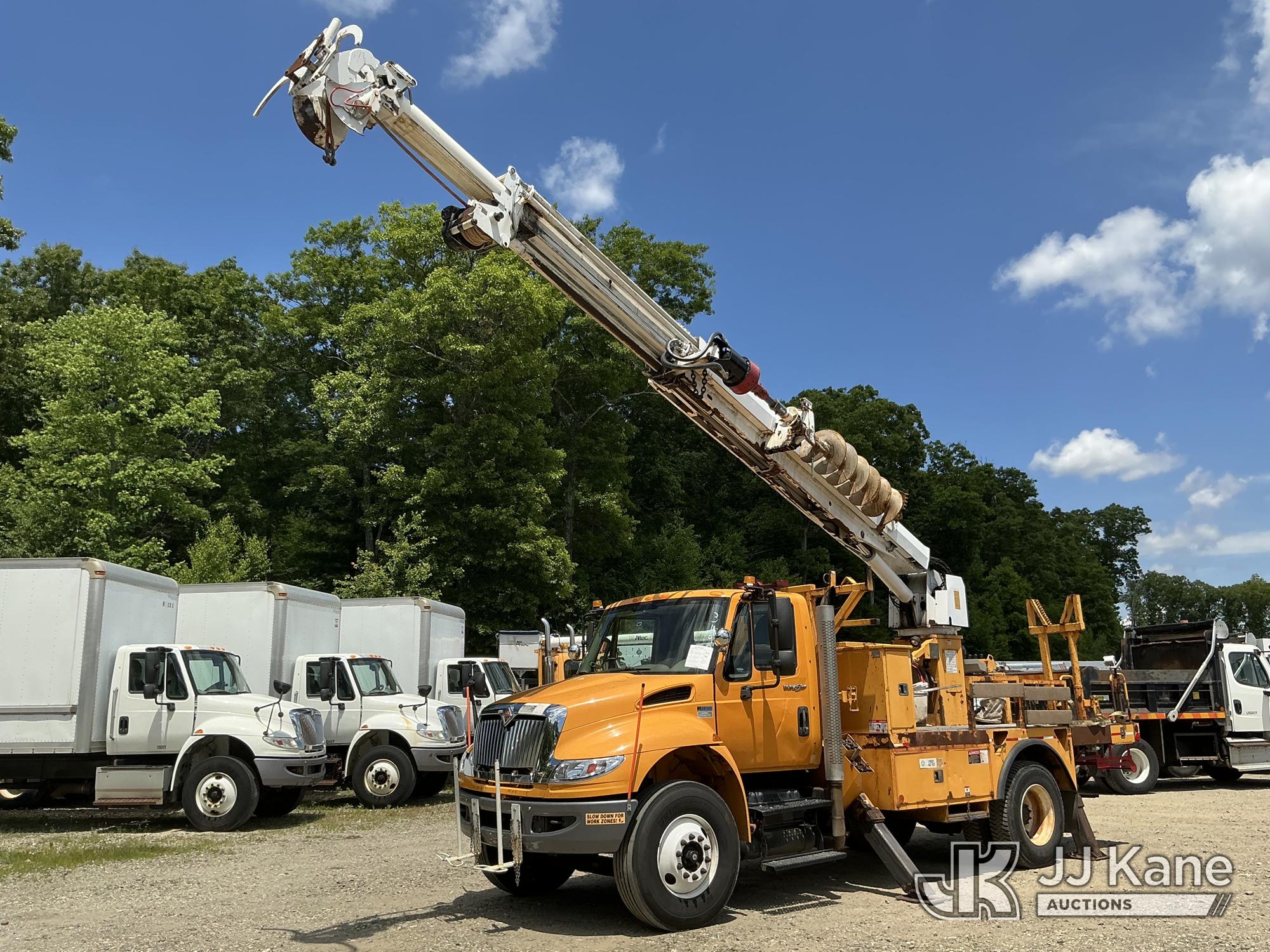 Photo of a 2013 International 4300