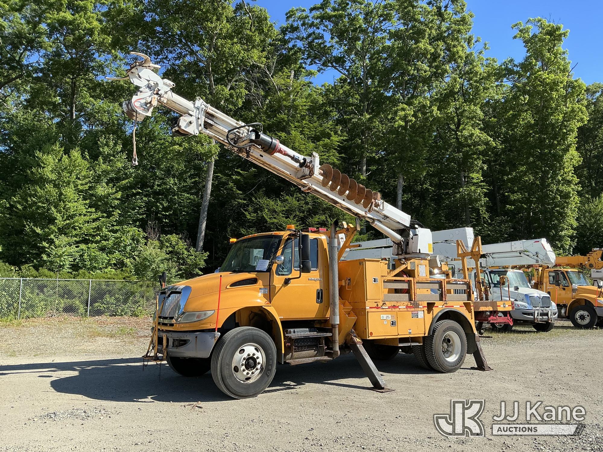 Photo of a 2013 International 4300