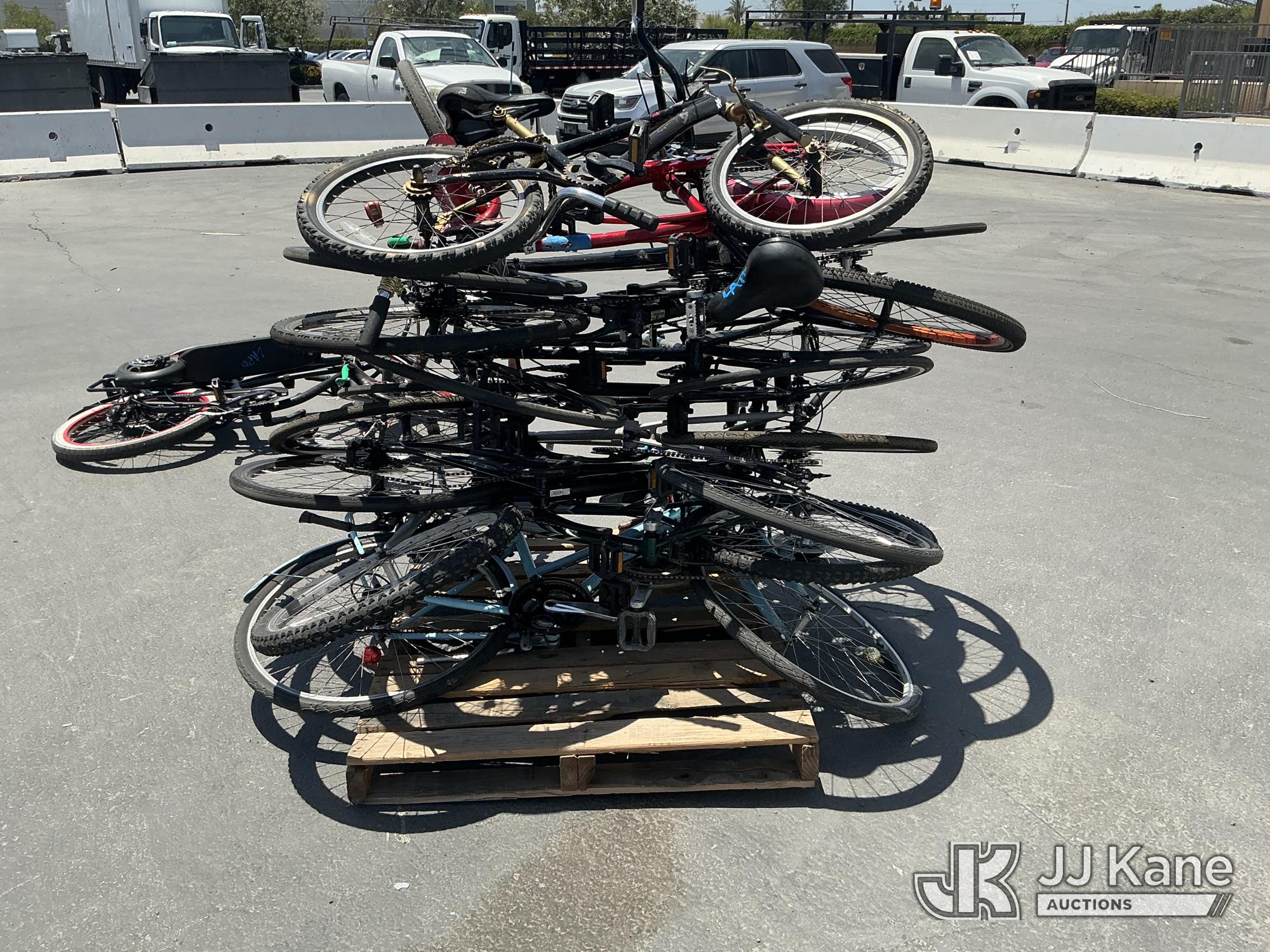 (1 Pallet) Bicycles (Used) NOTE: This unit is being sold AS IS/WHERE IS via Timed Auction and is located in Jurupa Valley