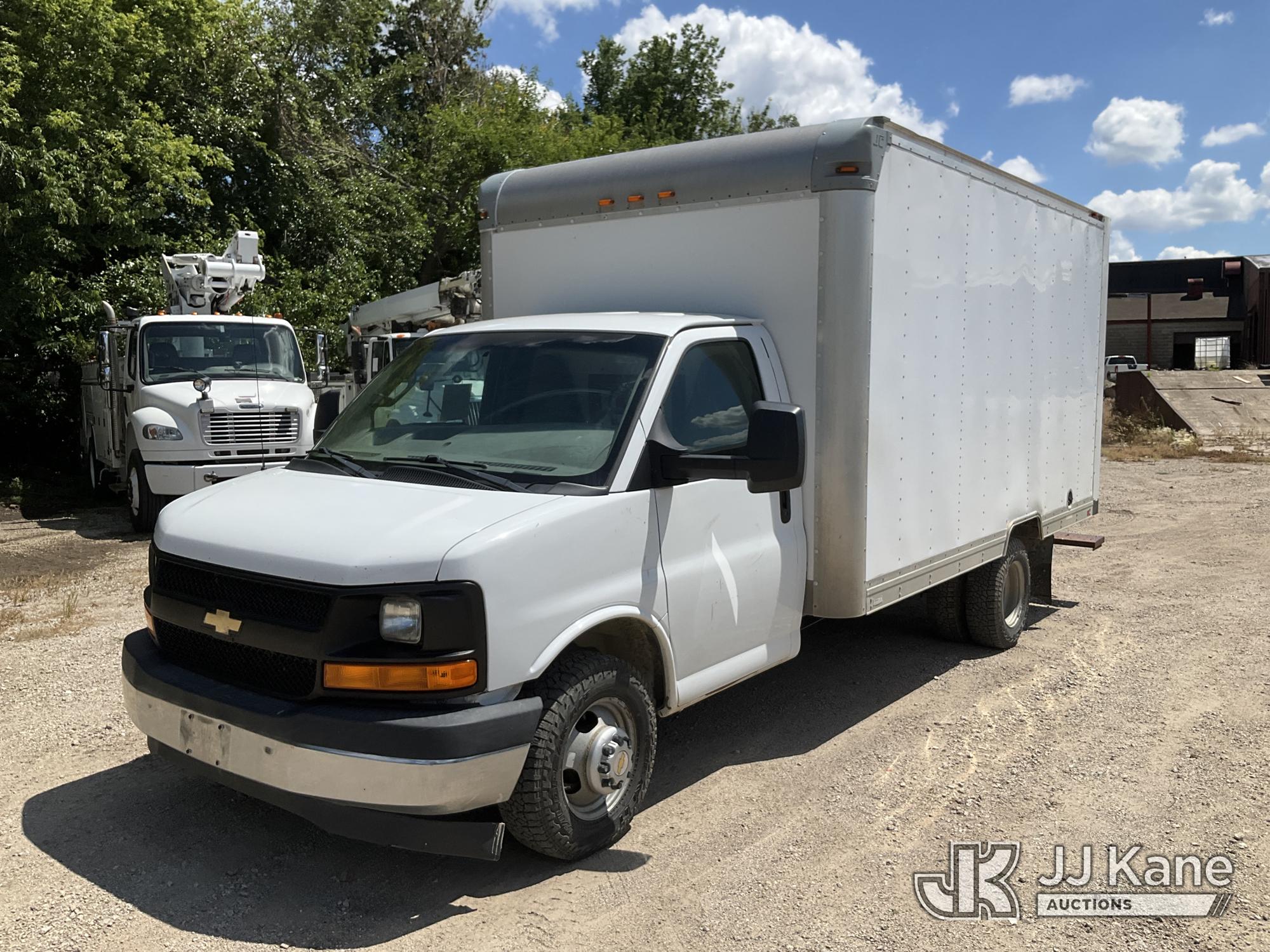 Photo of a 2017 Chevrolet Express G3500