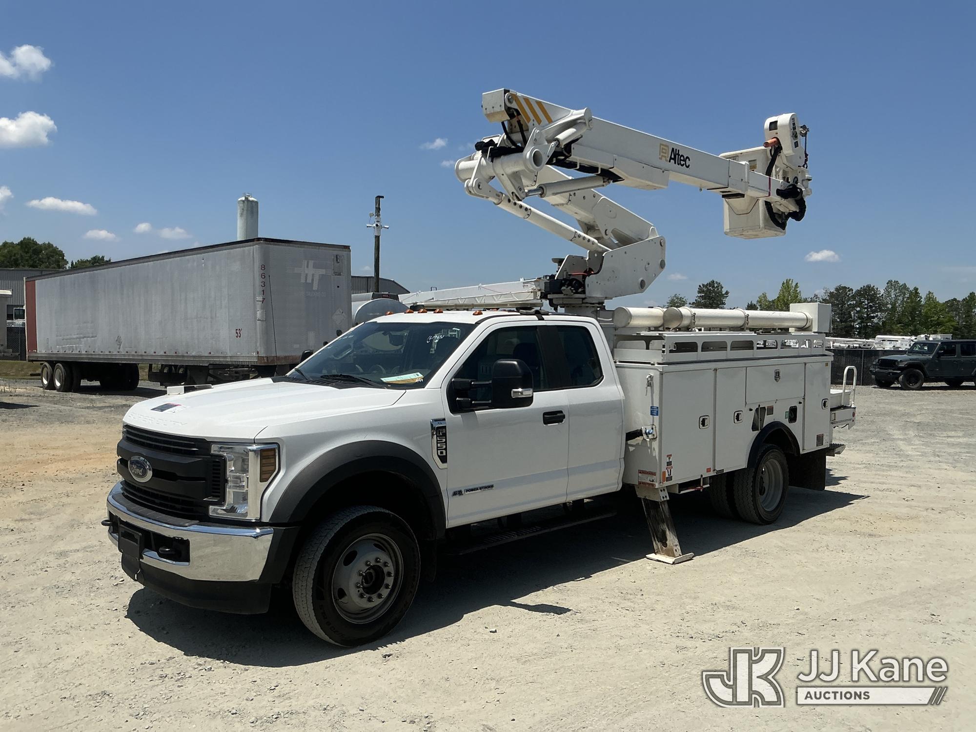 Altec AT41MH, Articulating & Telescopic Bucket Truck mounted behind cab on 2019 Ford F550 Extended-Cab Service Truck