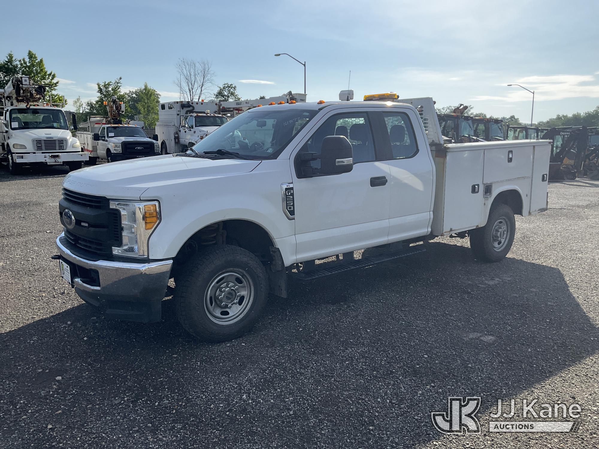 Photo of a 2017 Ford F250 4x4