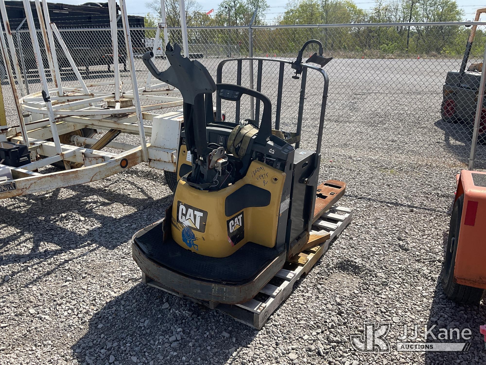 Photo of a 2009 Caterpillar WR6000