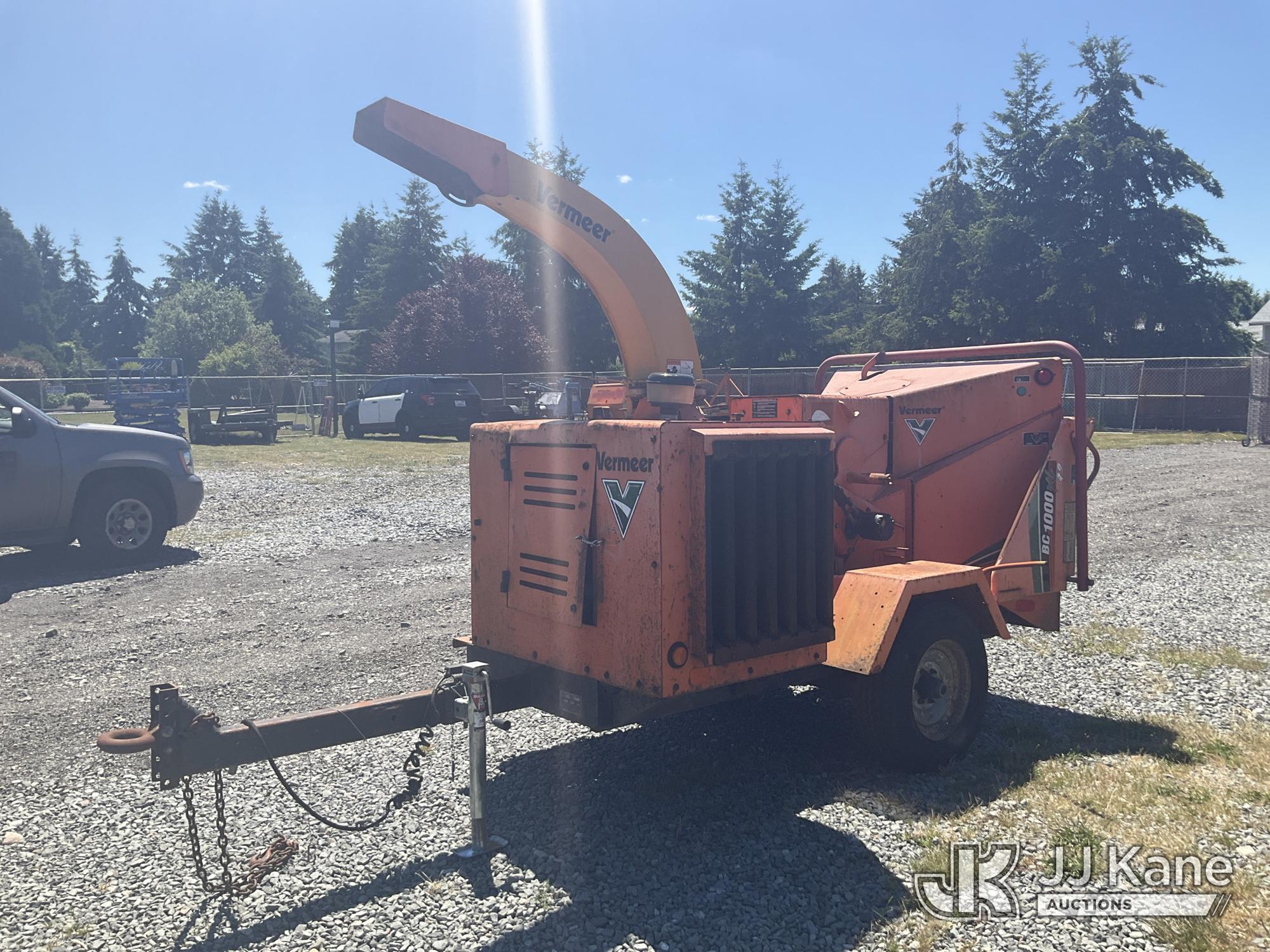 2011 Vermeer BC1000XL Chipper (12in Drum)