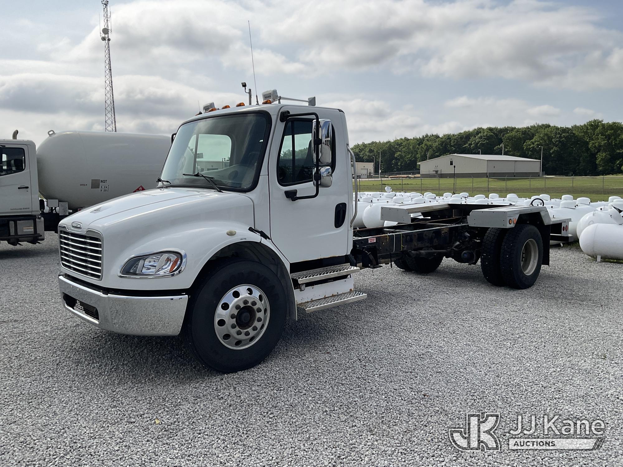 Photo of a 2016 Freightliner S2G