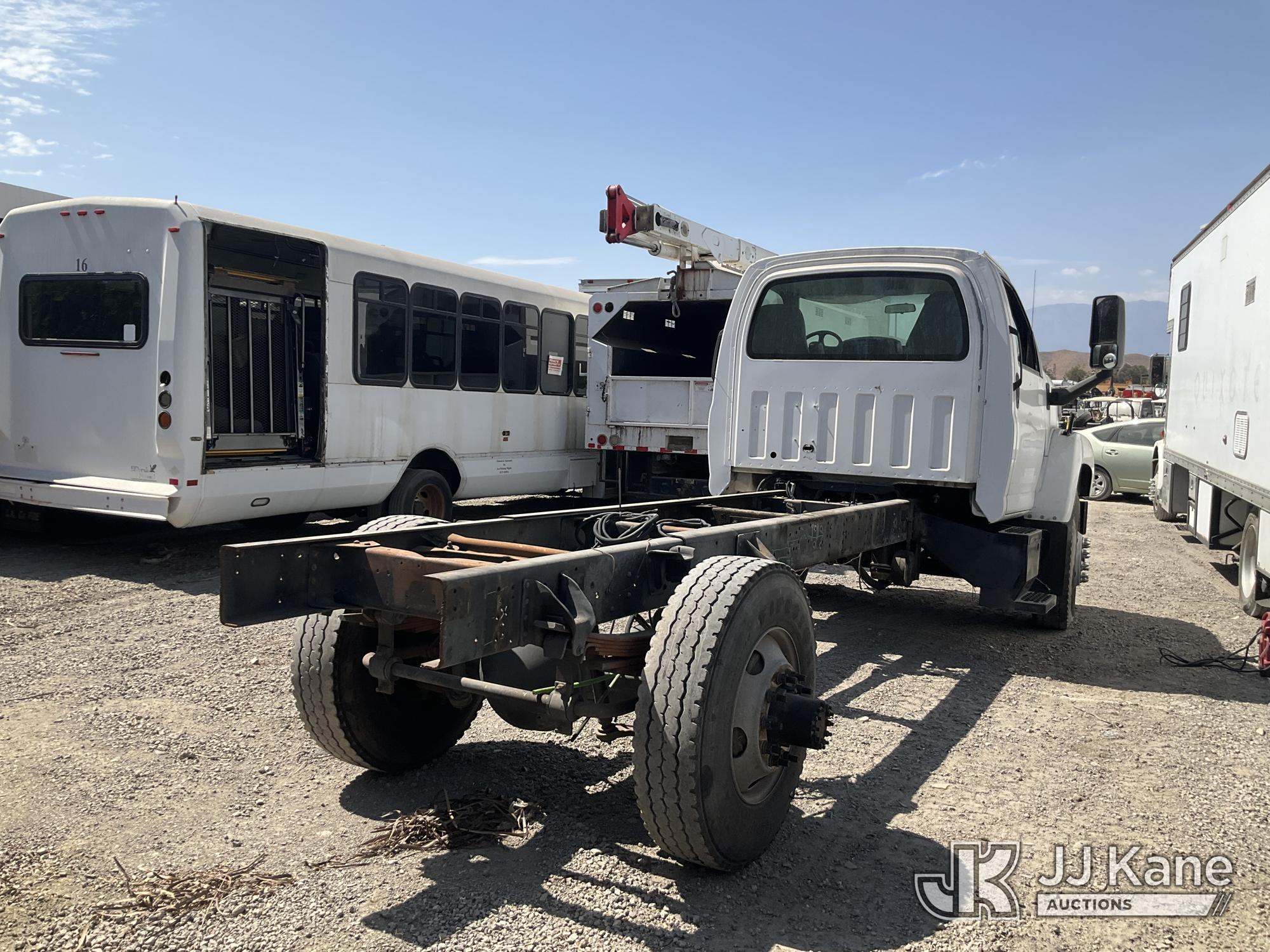 2009 GMC C7C042