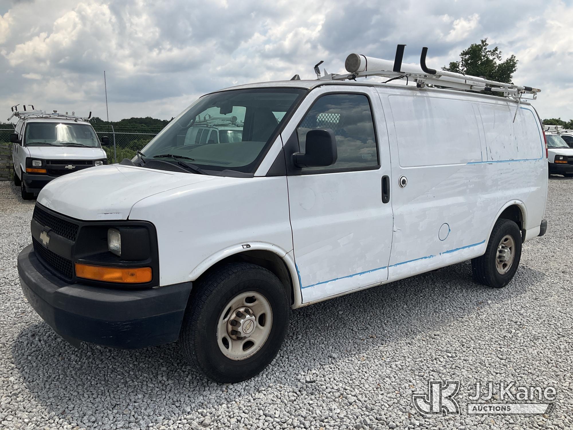 Photo of a 2013 Chevrolet Express G2500