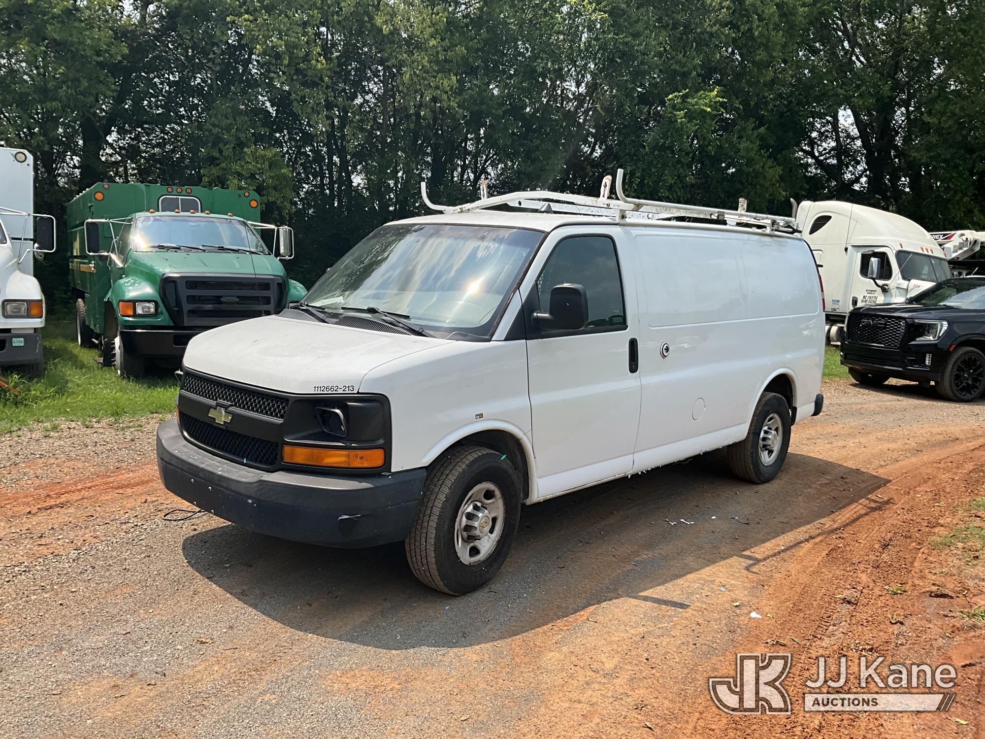 2013 Chevrolet Express G2500 Cargo Van