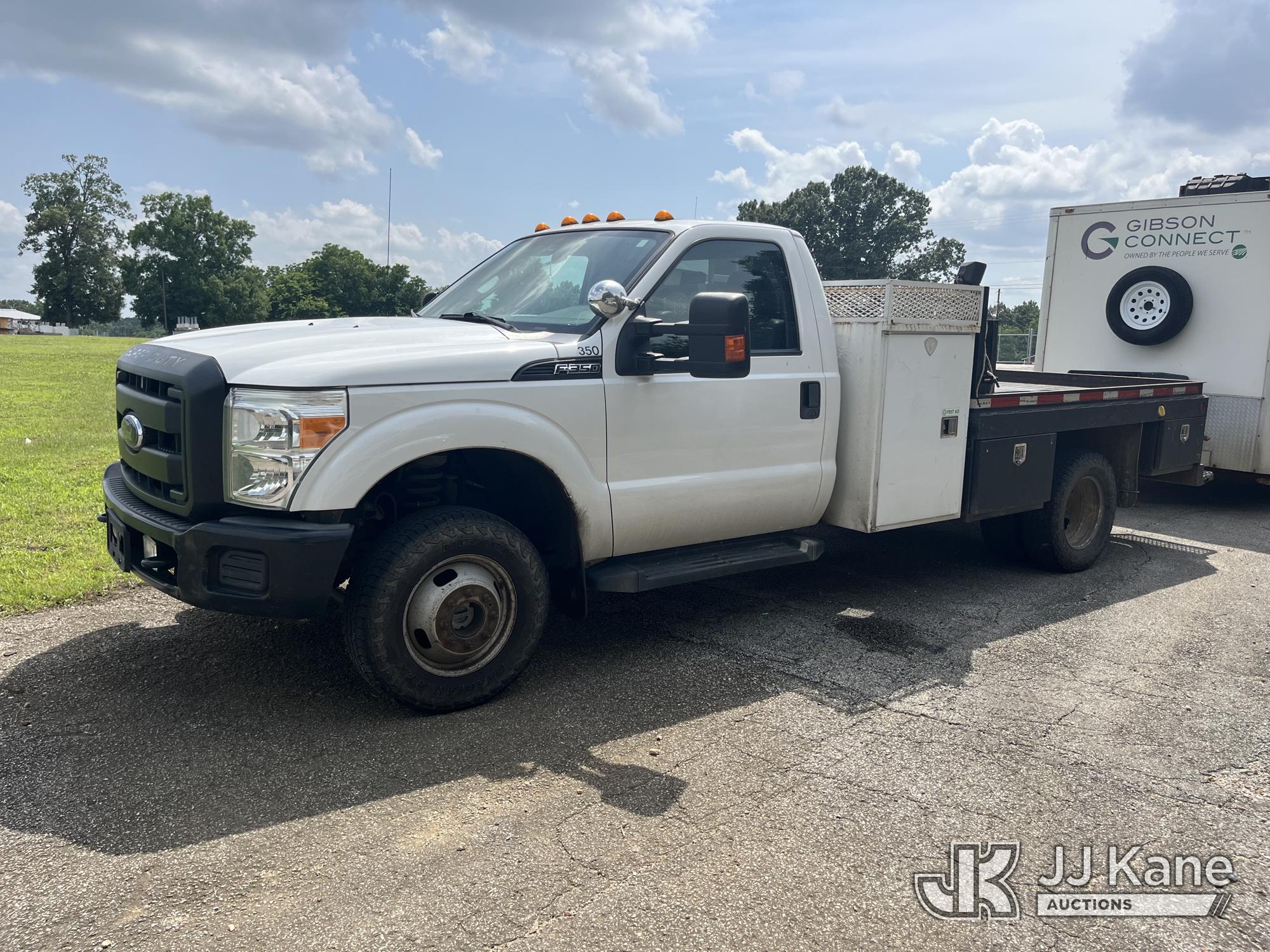 Photo of a 2015 Ford F-350 SD