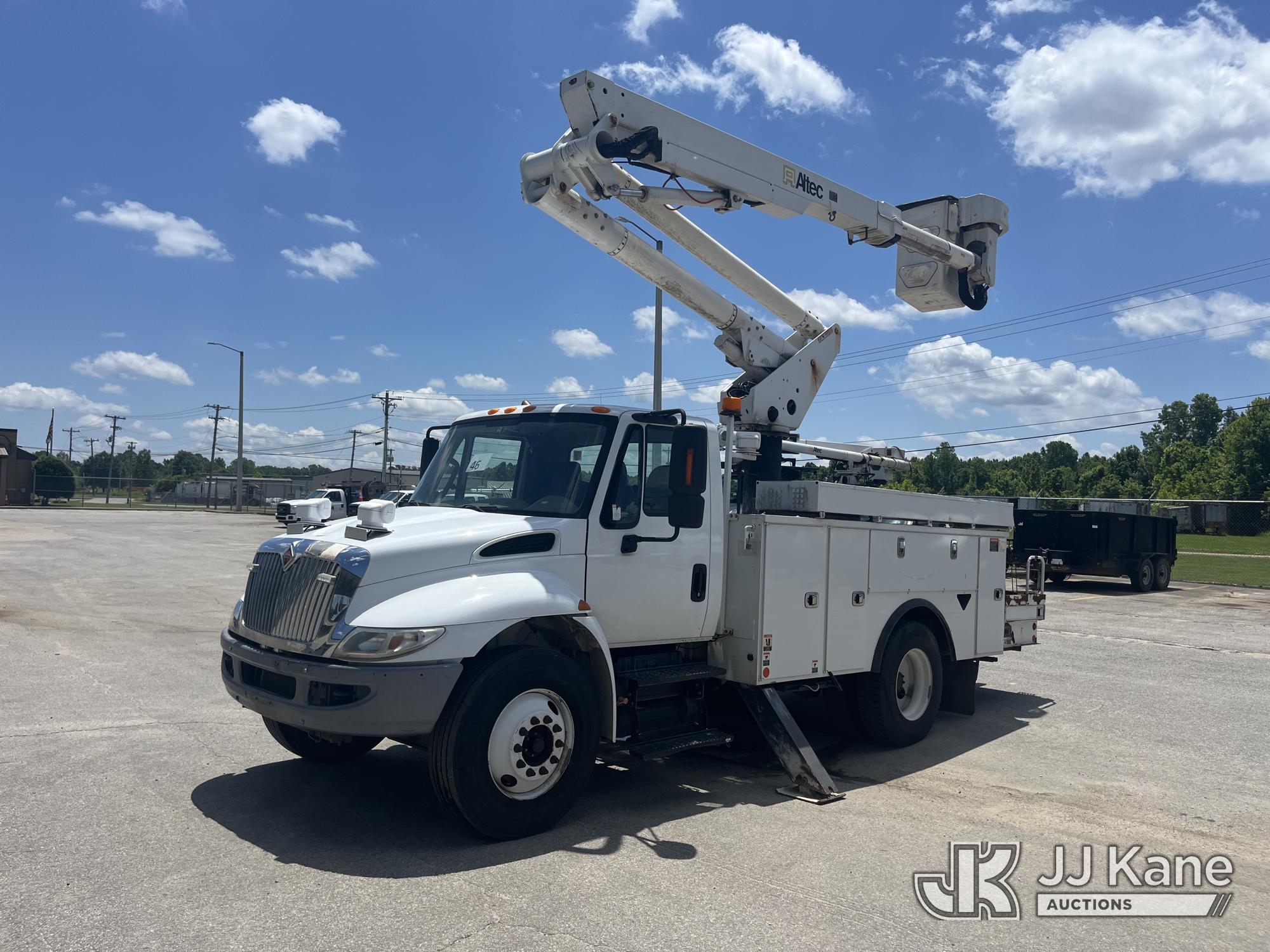 Photo of a 2015 International 4300