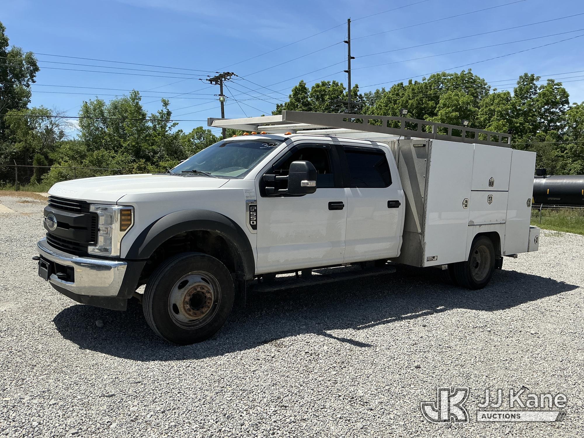 Photo of a 2019 Ford F-550
