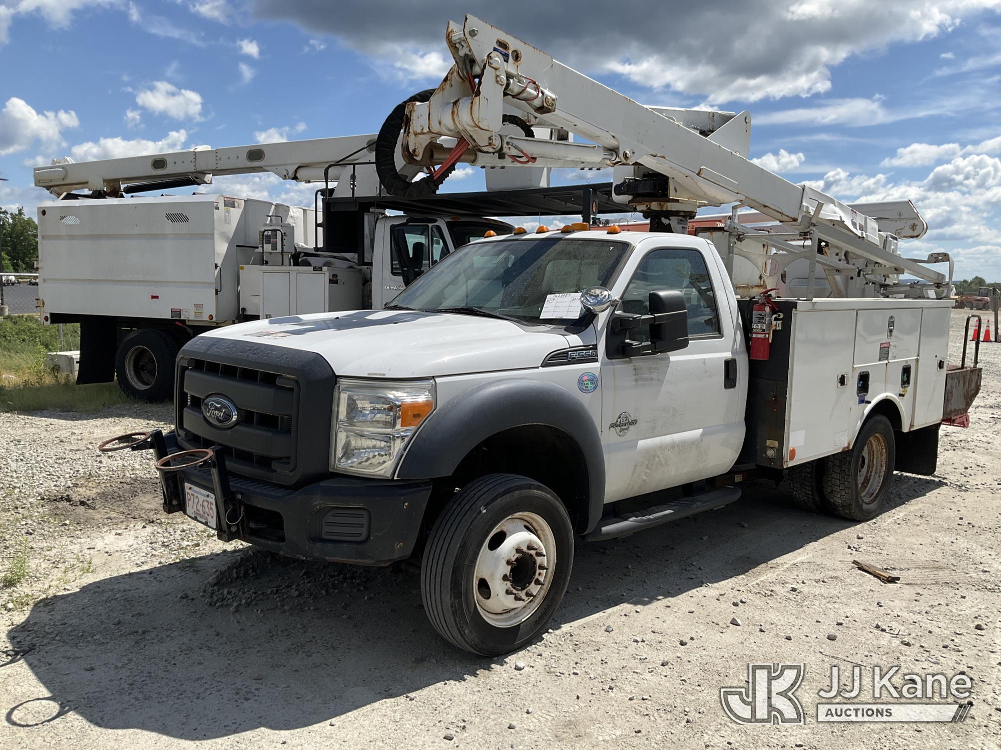 2012 Ford F550 2WD