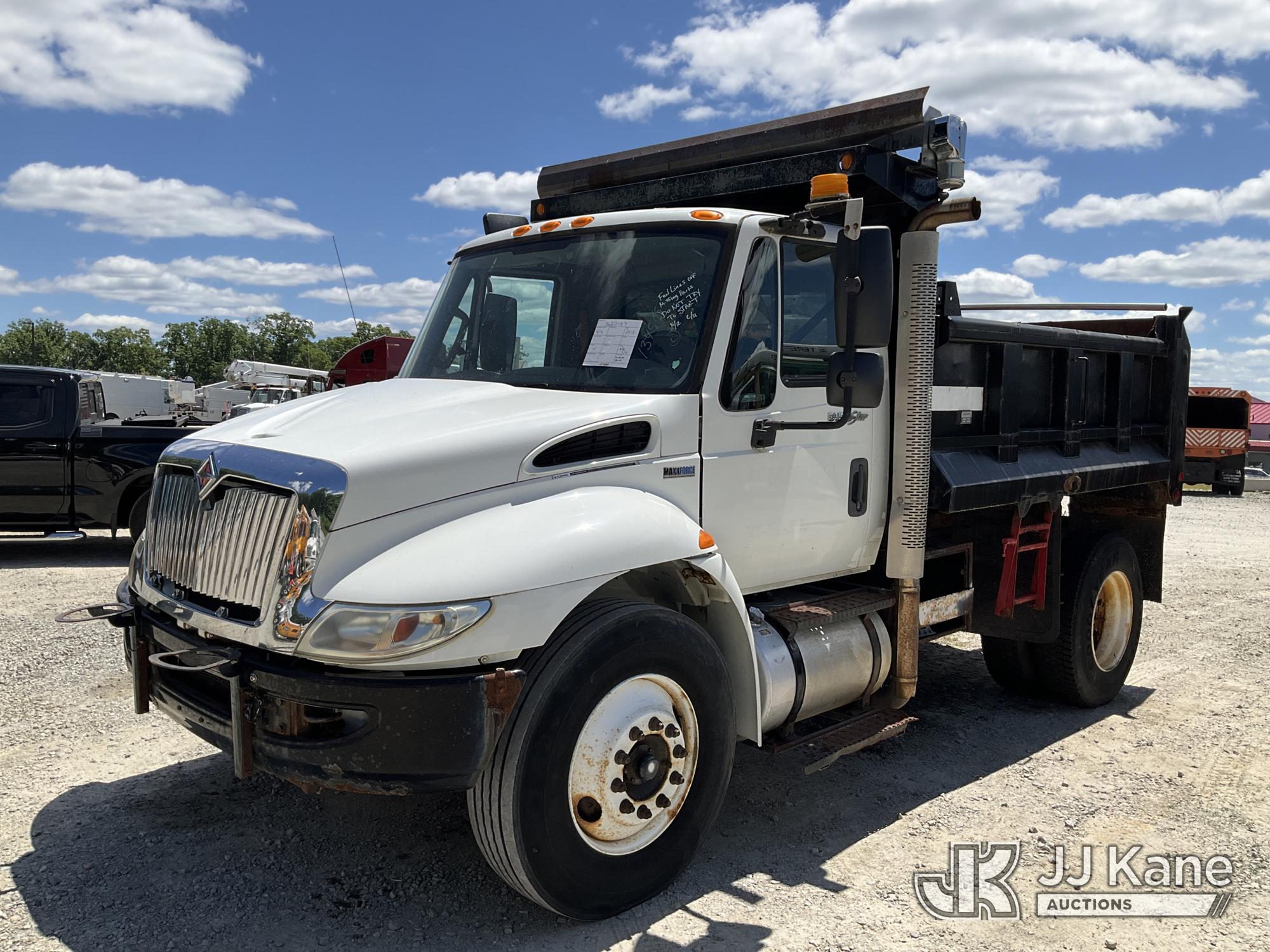 Photo of a 2013 International 4300
