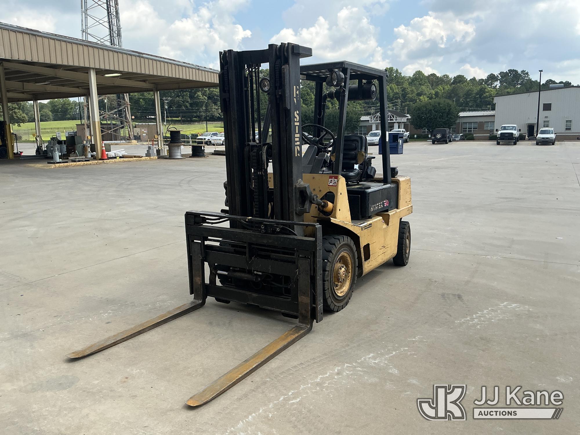 Photo of a 1990 Hyster H50XL