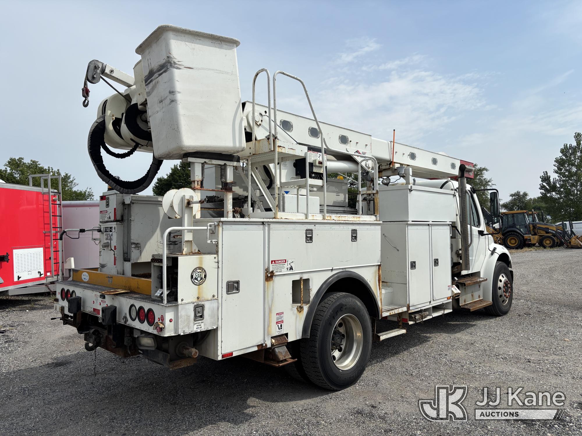 2015 Freightliner M2 106