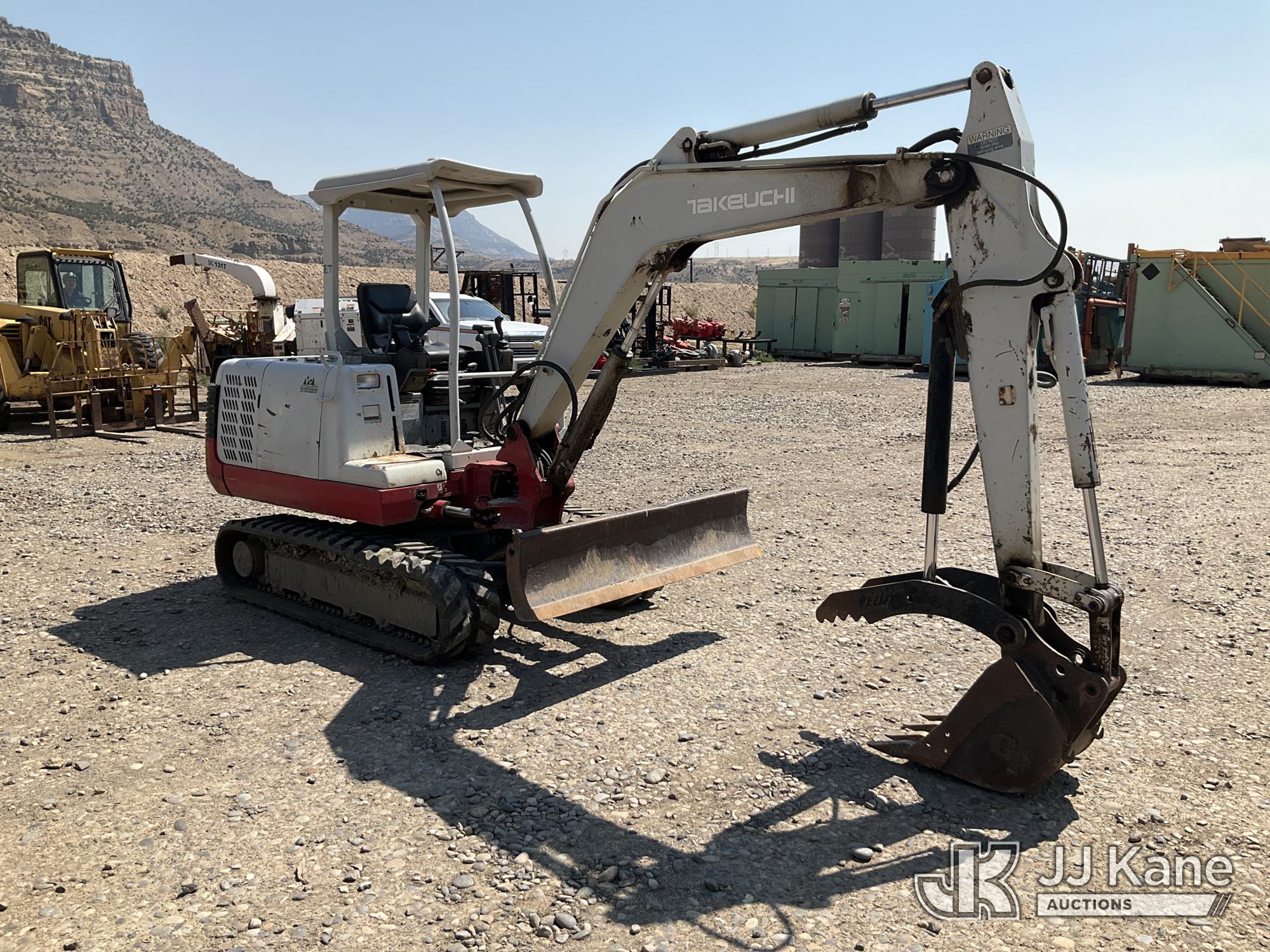 2002 Takeuchi TB135