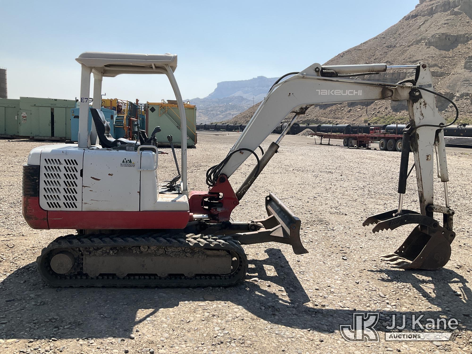 2002 Takeuchi TB135
