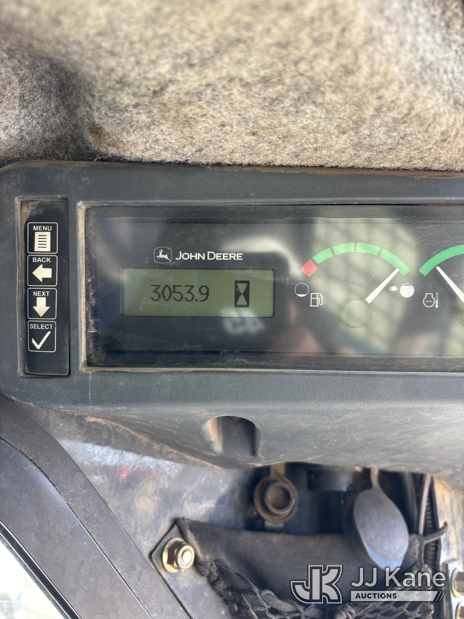 2011 John Deere 323D