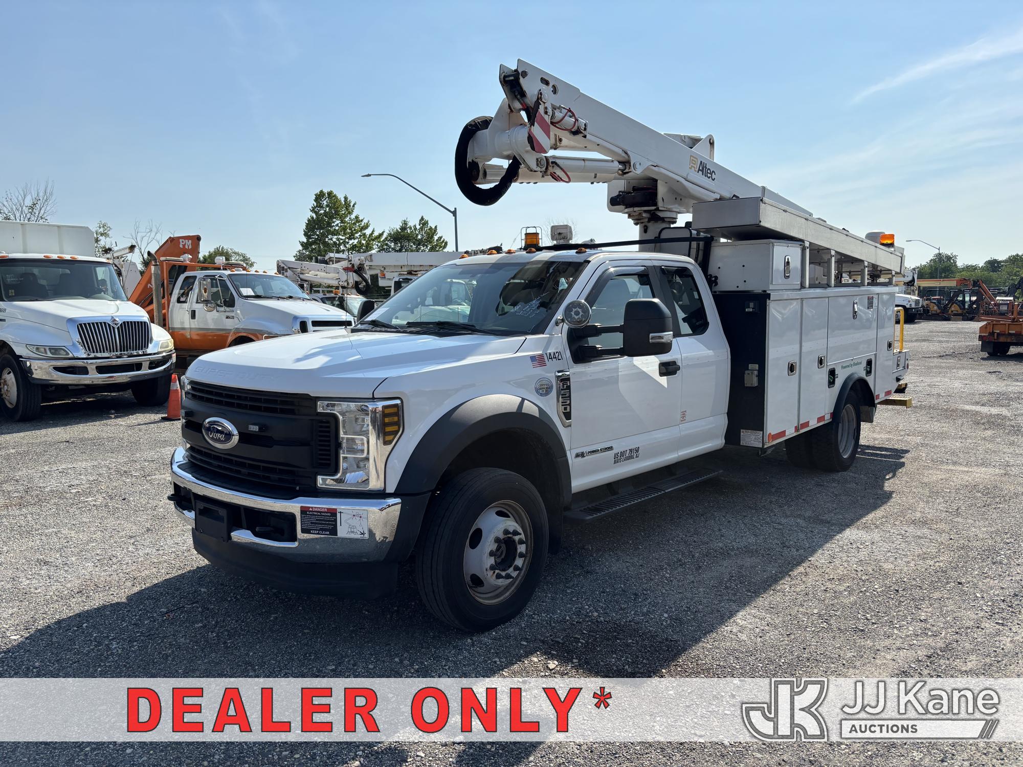 Photo of a 2018 Ford F550 4x4