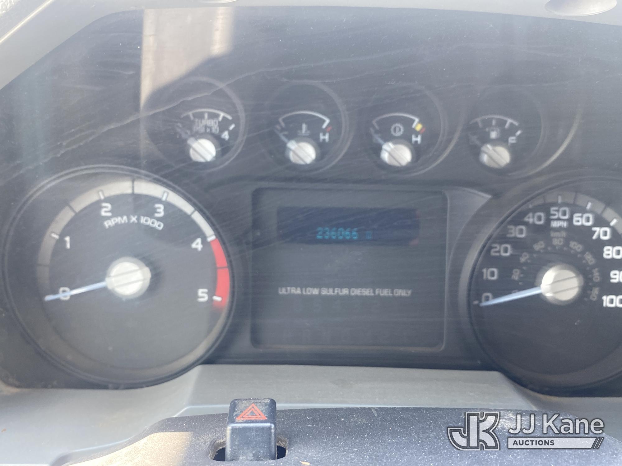 2013 Ford F-550 4X4