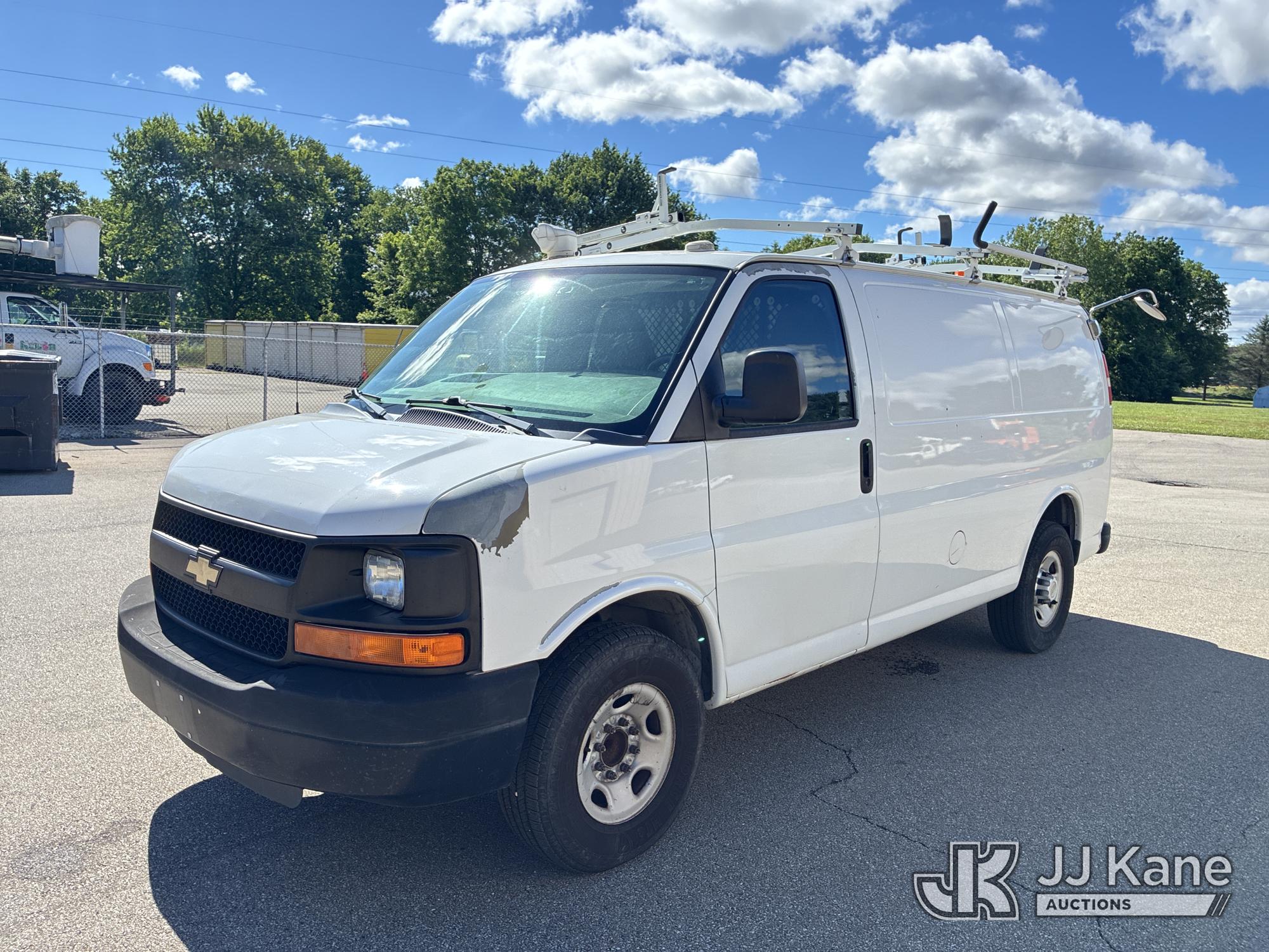 Photo of a 2011 Chevrolet Express G2500