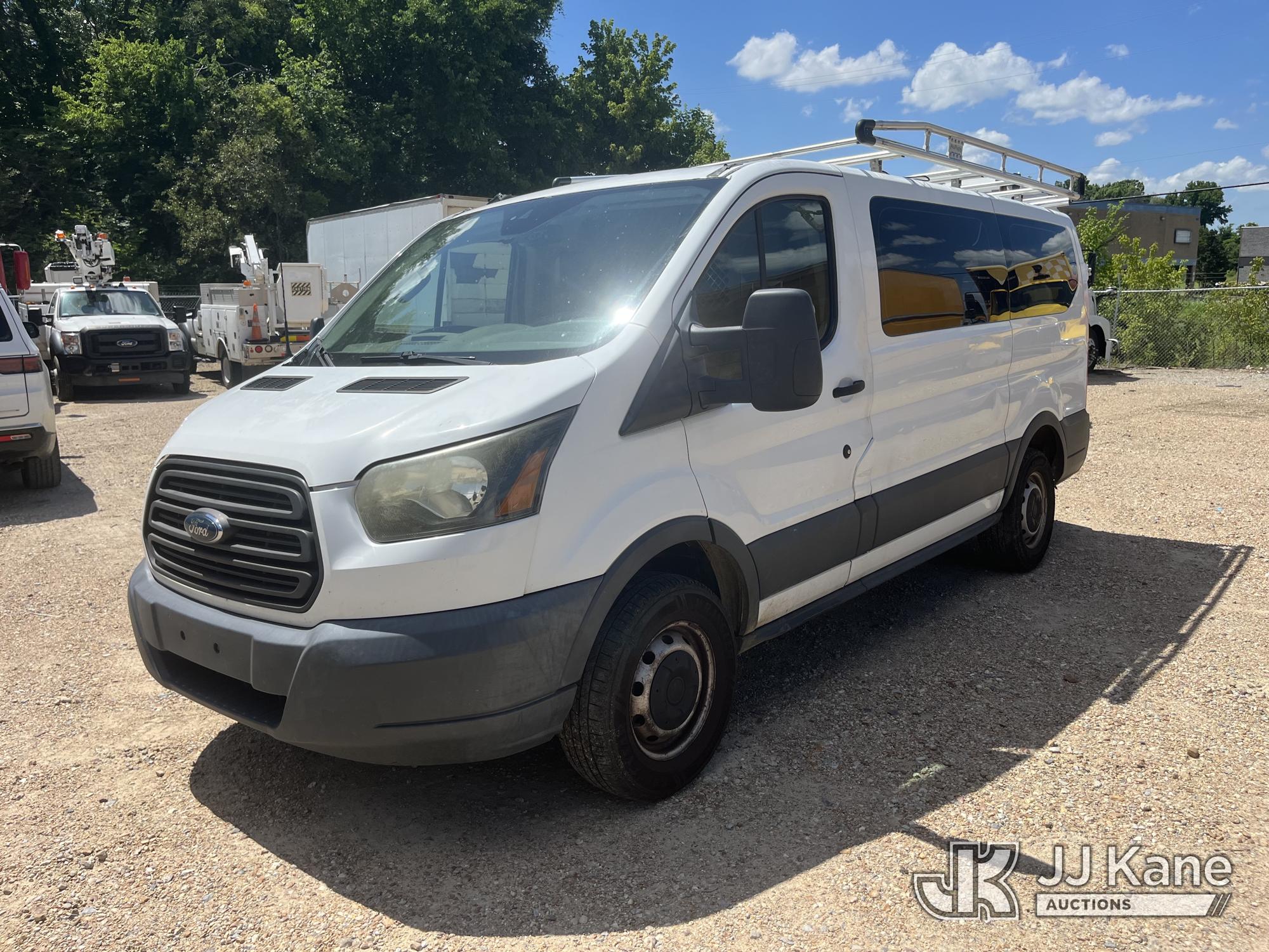 Photo of a 2016 Ford Transit 250