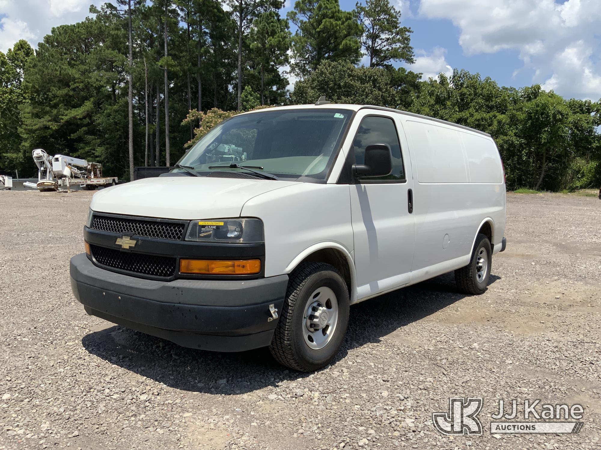 Photo of a 2019 Chevrolet Express G2500