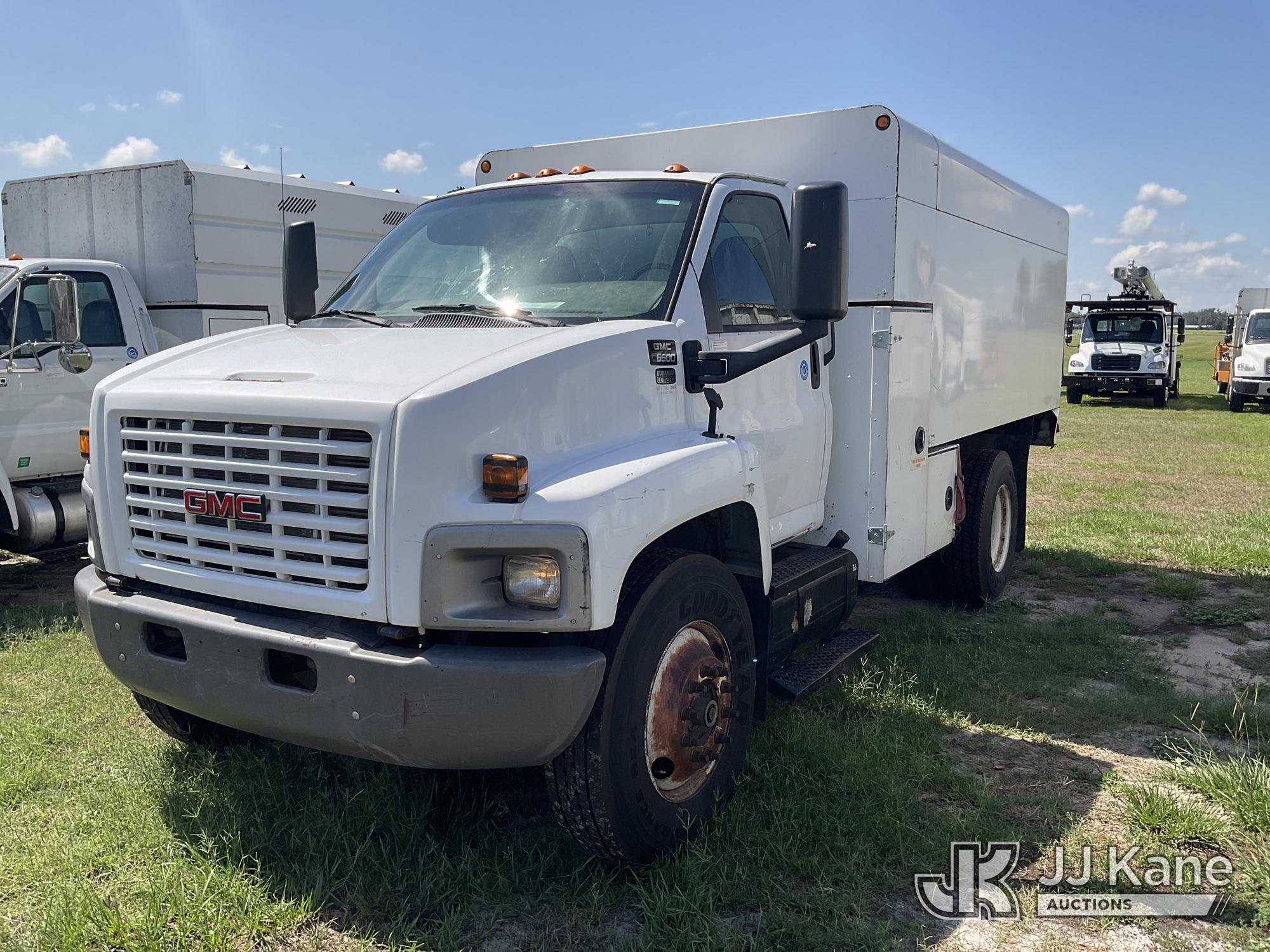 Photo of a 2006 GMC C6500