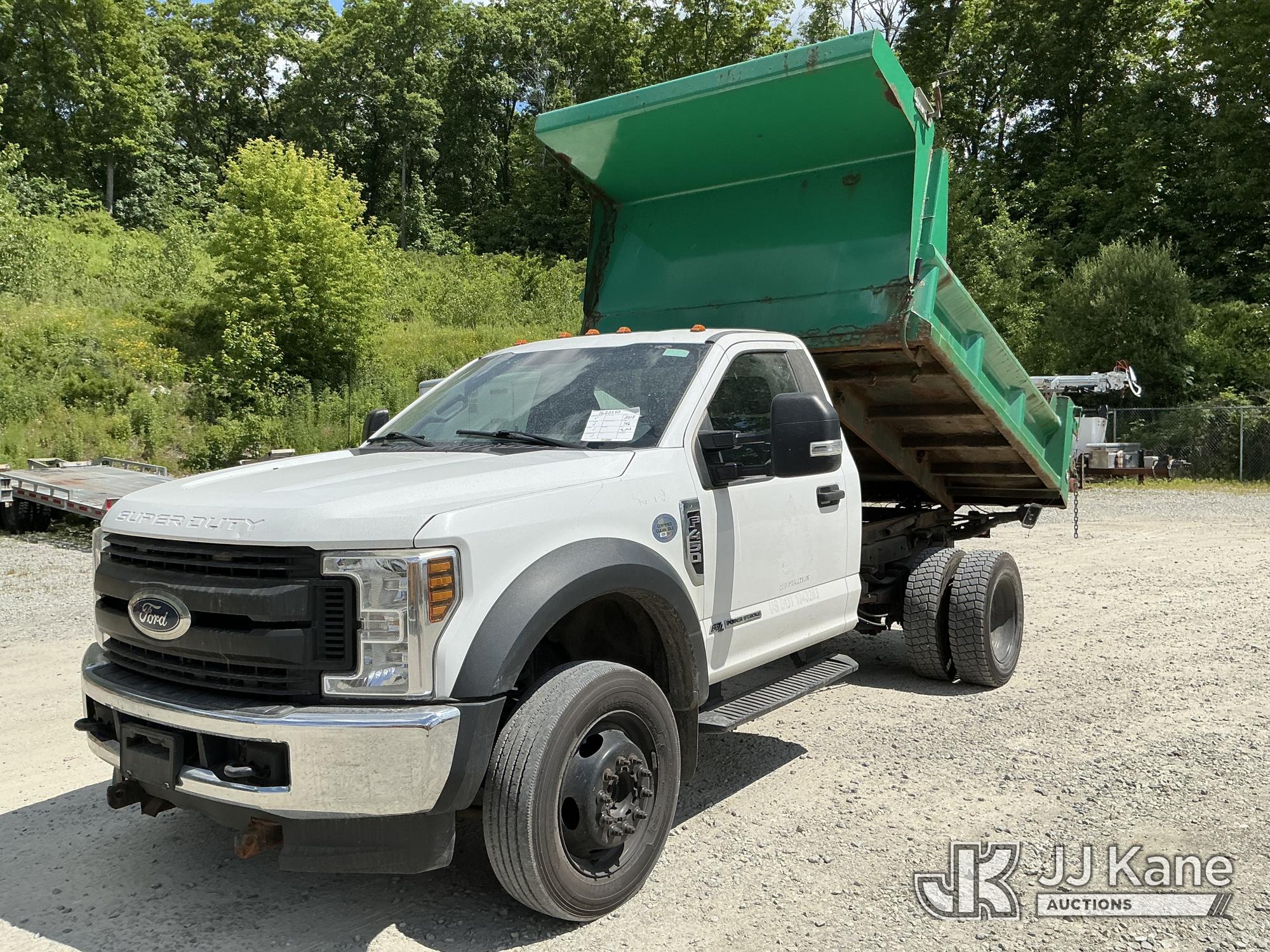 Photo of a 2018 Ford F450 4x4