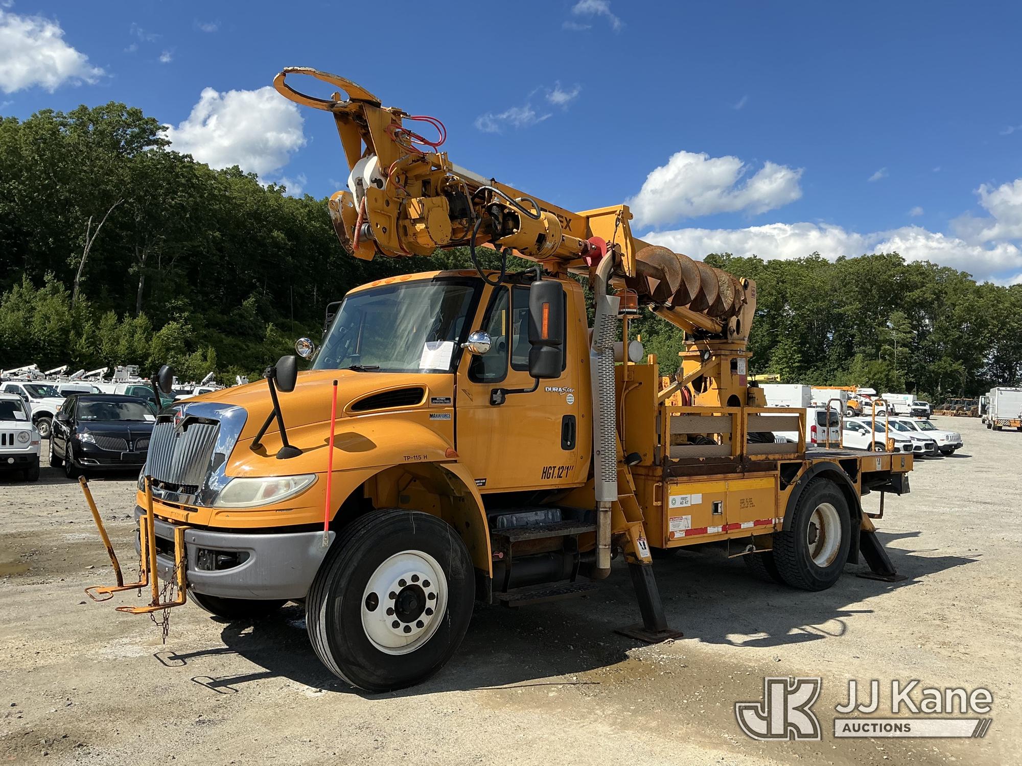 Photo of a 2012 International DuraStar 4400