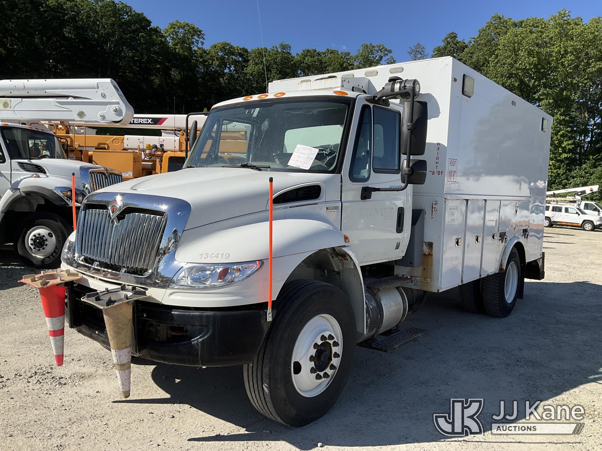 Photo of a 2013 International 4300