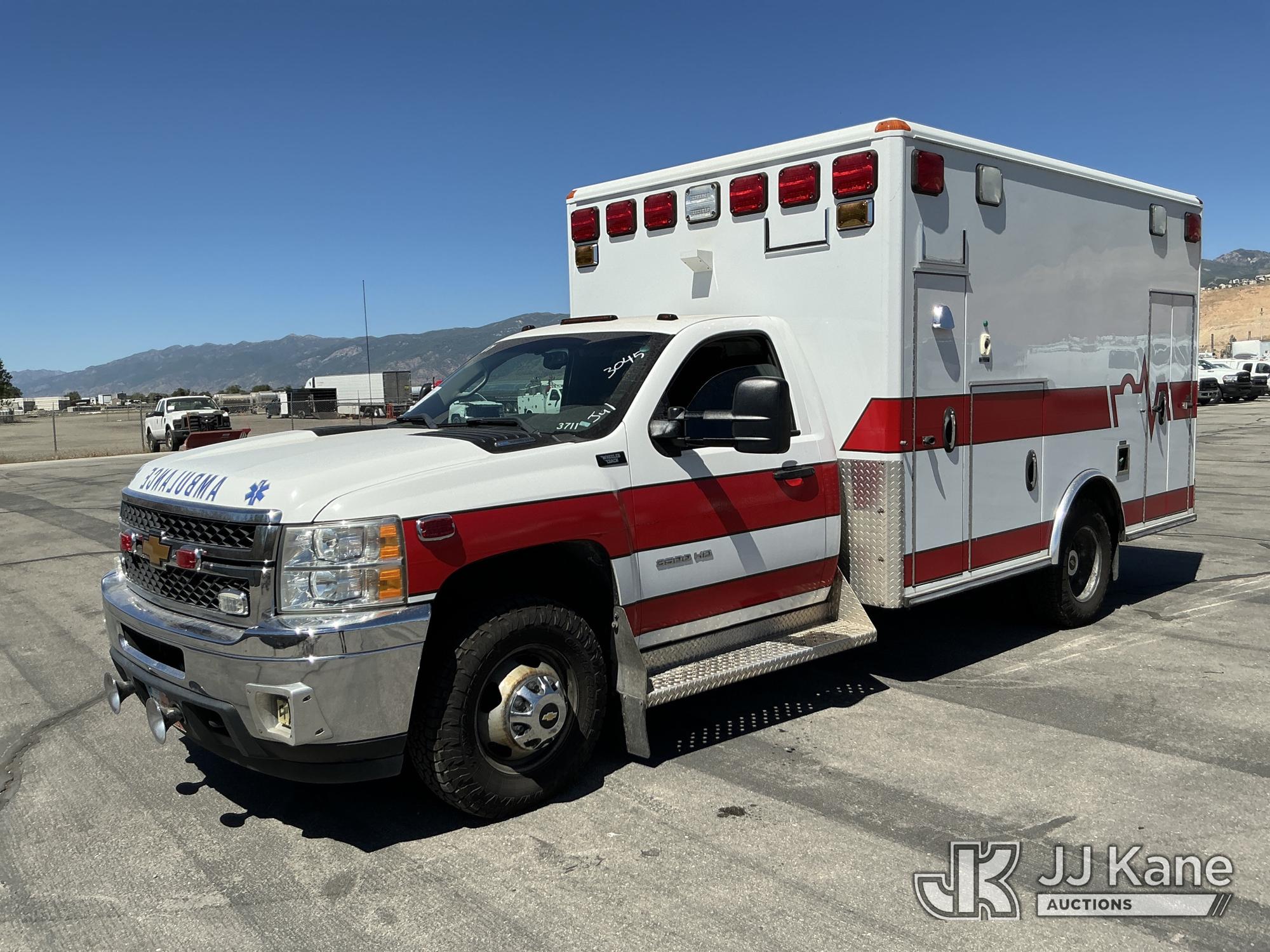 Photo of a 2013 Chevrolet Silverado 3500HD 4x4