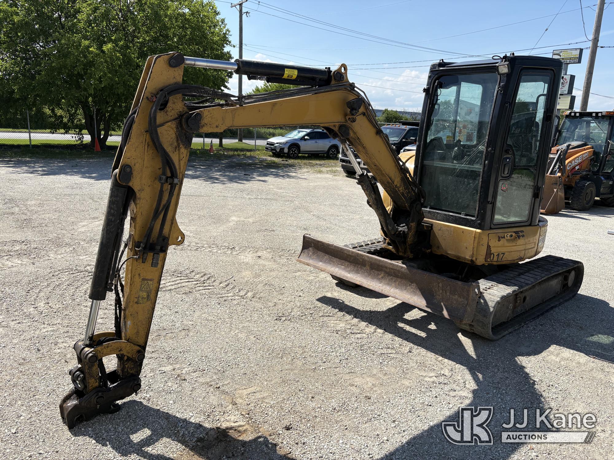 Photo of a 2015 Caterpillar 304E 2CR
